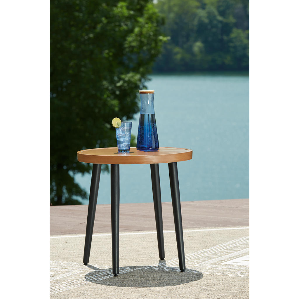 Horizon Hall Outdoor End Table Signature Design by Ashley® Tables