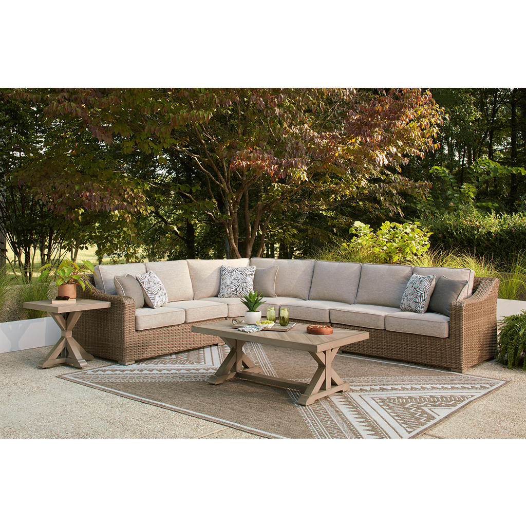Laguna Heights 4-Piece Outdoor Sectional Signature Design by Ashley® Outdoor