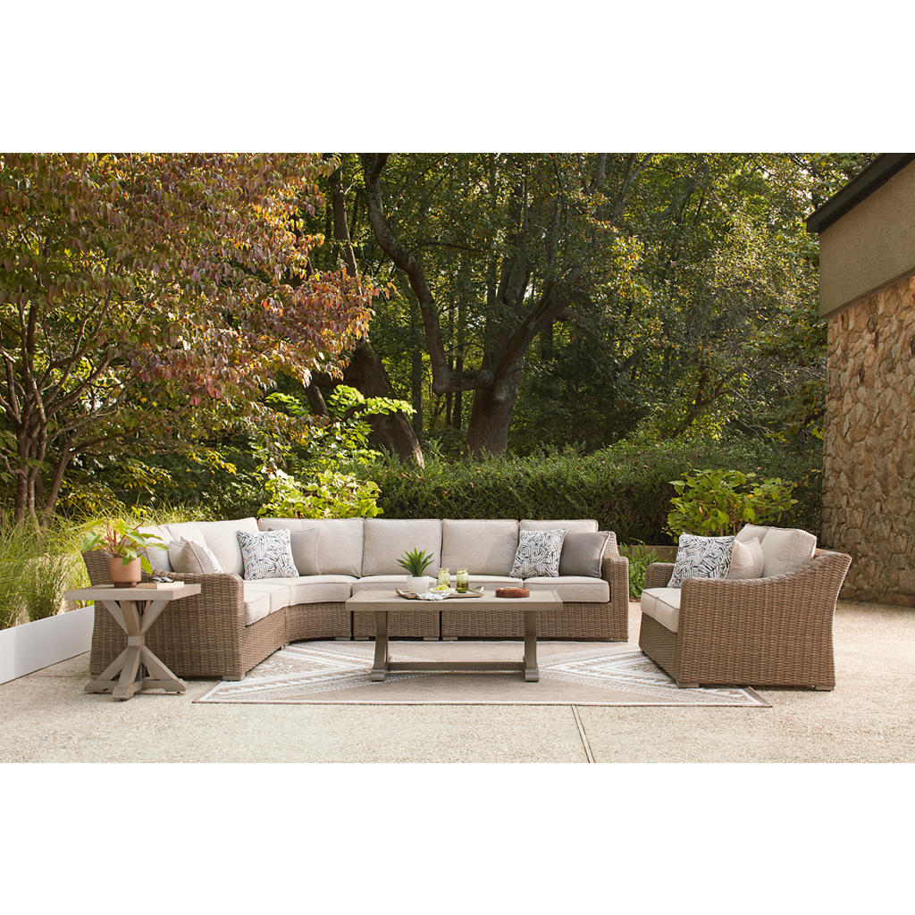 Laguna Heights 4-Piece Outdoor Sectional Signature Design by Ashley® Outdoor