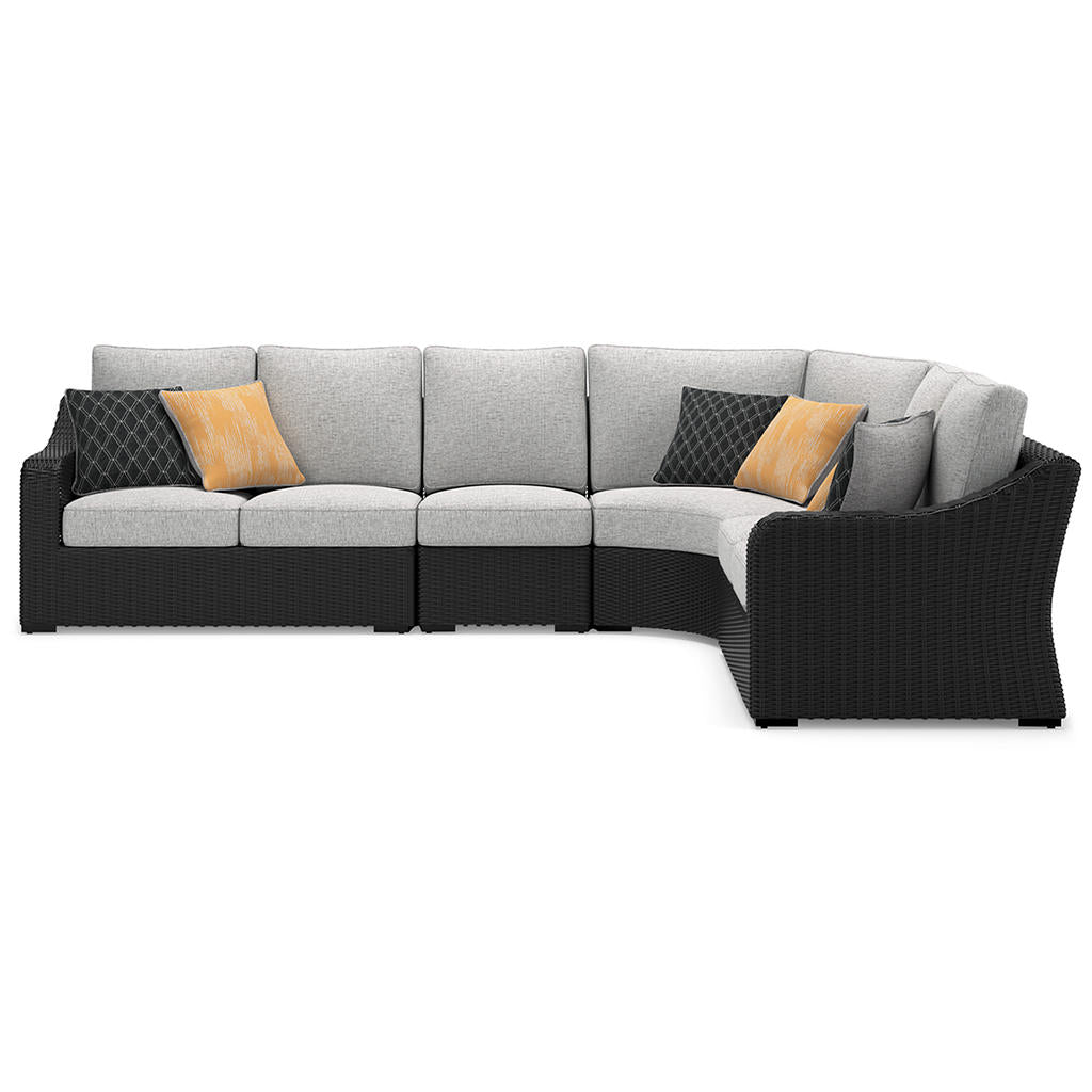 Beachcroft 4-Piece Outdoor Sectional Signature Design by Ashley® Outdoor