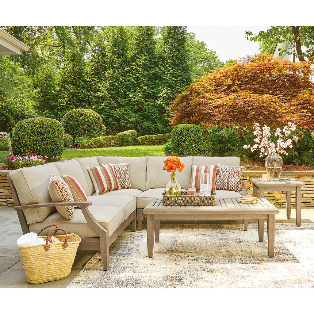 Clare View 3-Piece Outdoor Sectional Signature Design by Ashley® Outdoor