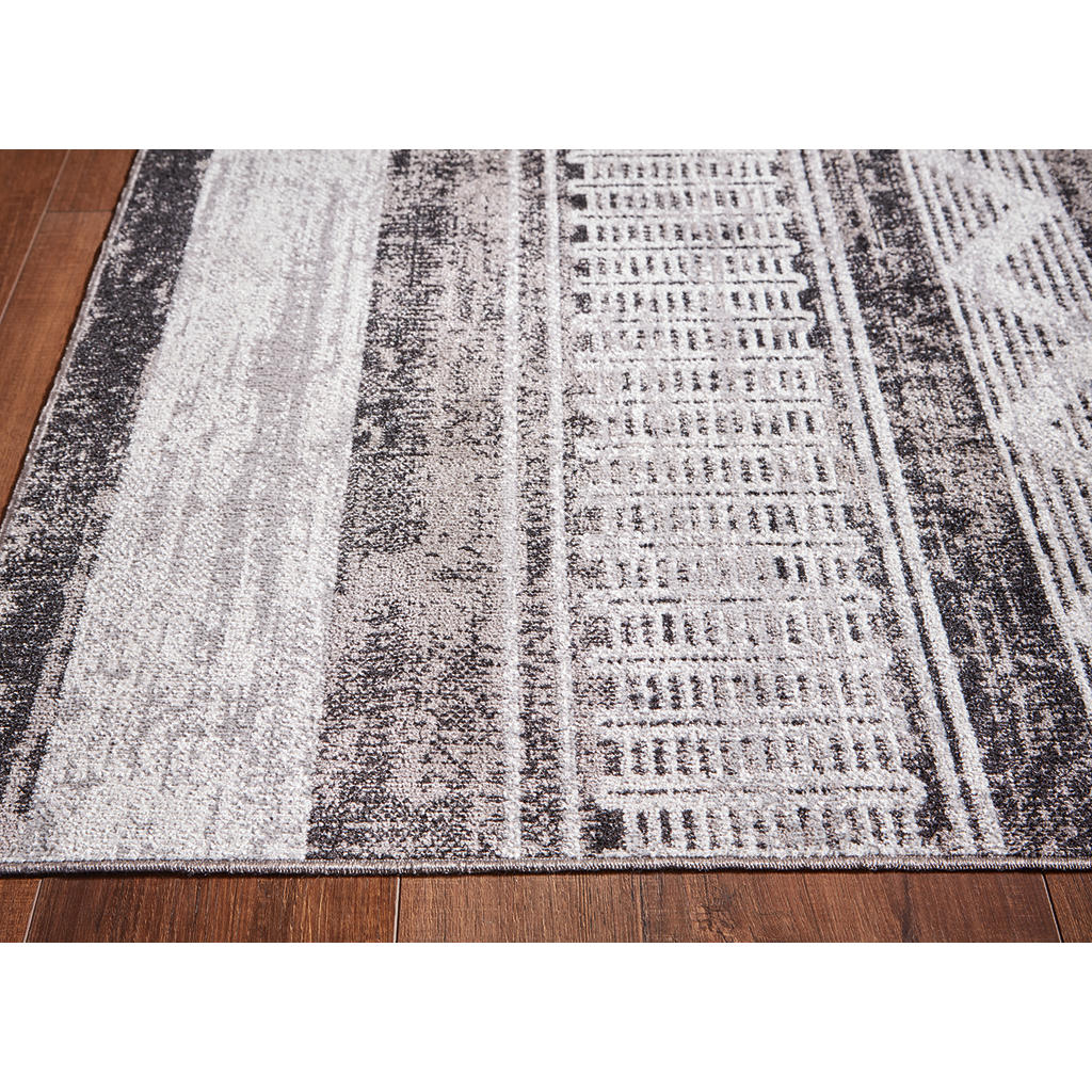 Henchester 5' x 7' Rug Signature Design by Ashley® Rugs
