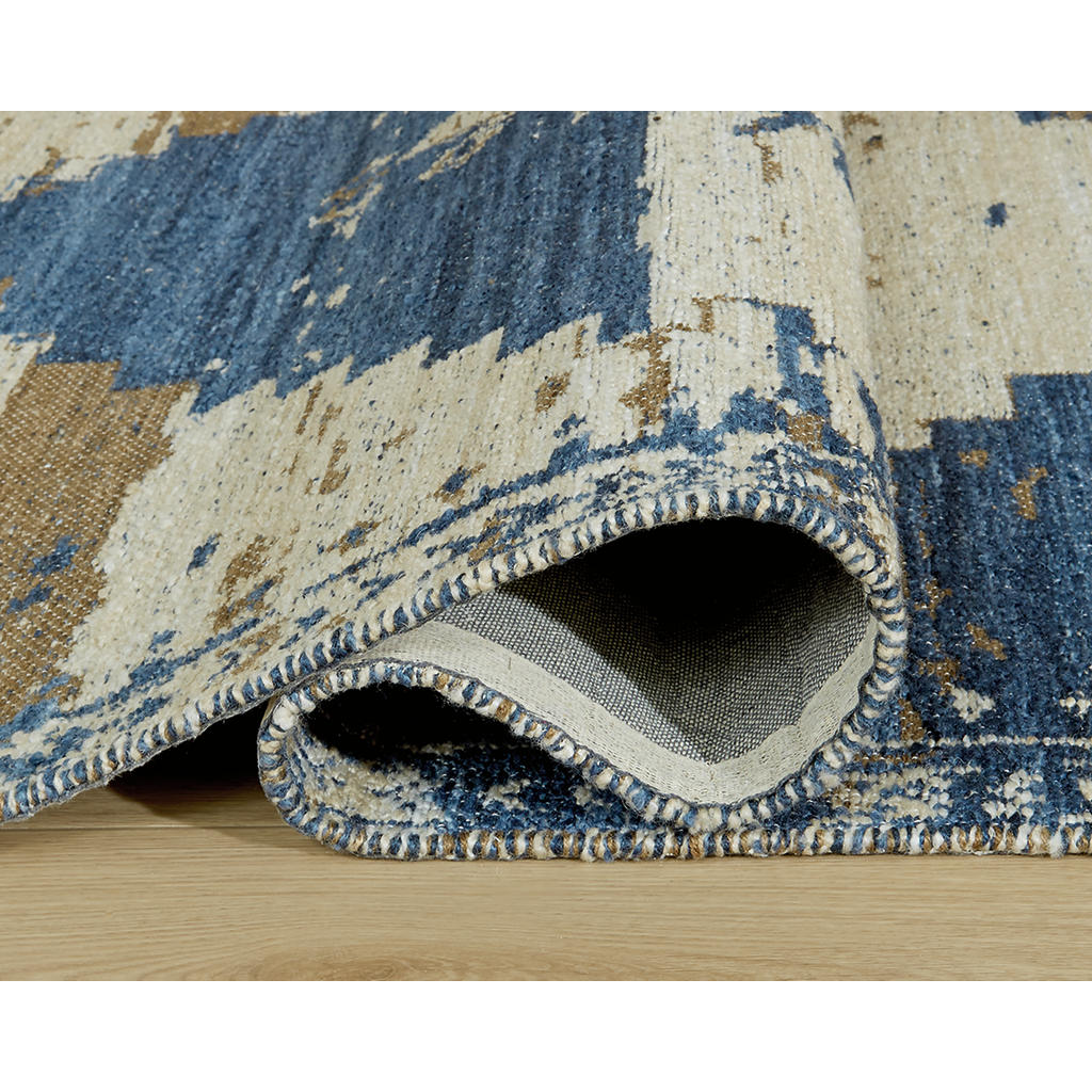 Varnler 5' x 7' Rug Signature Design by Ashley® Rugs