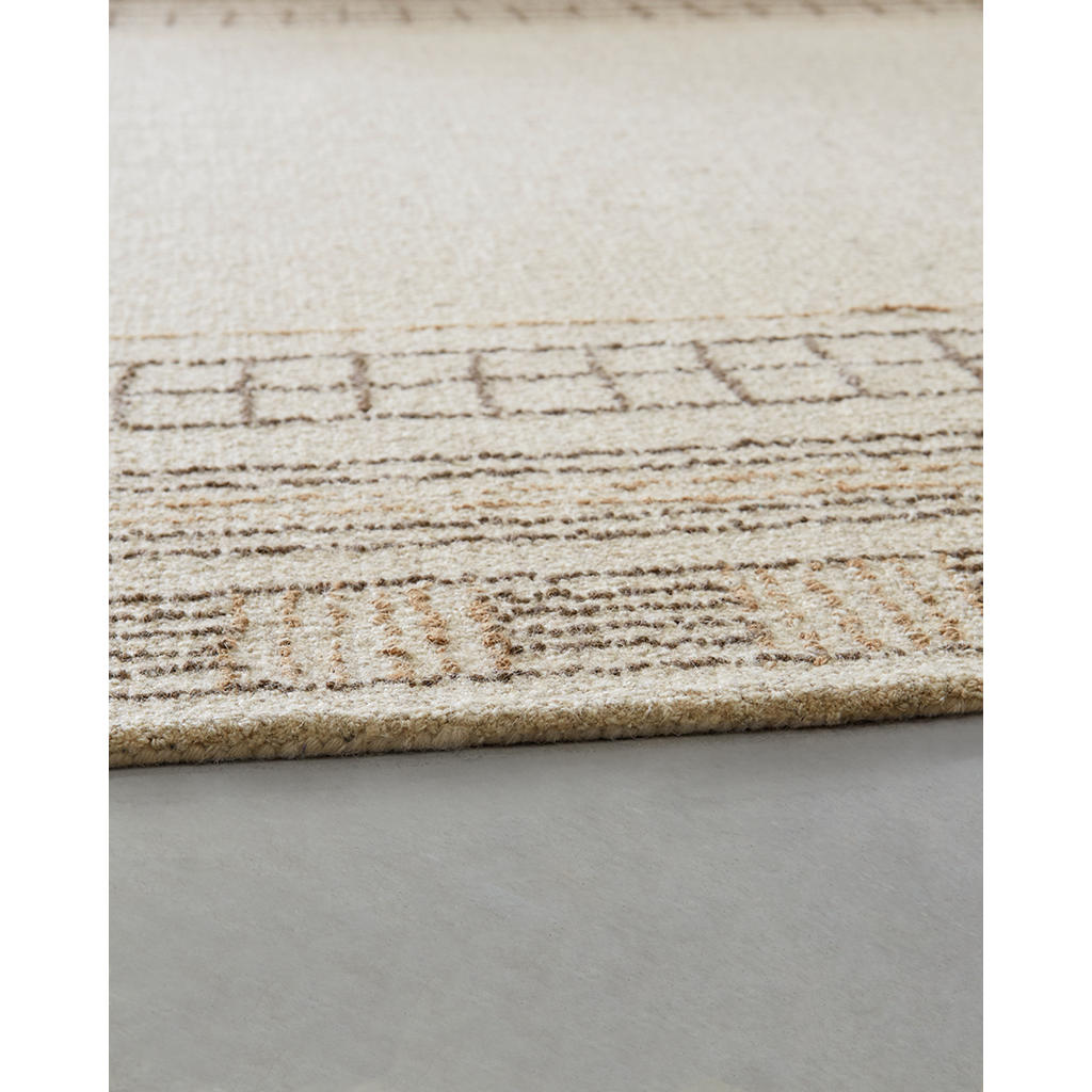 Idaman Large Rug Signature Design by Ashley® Rugs