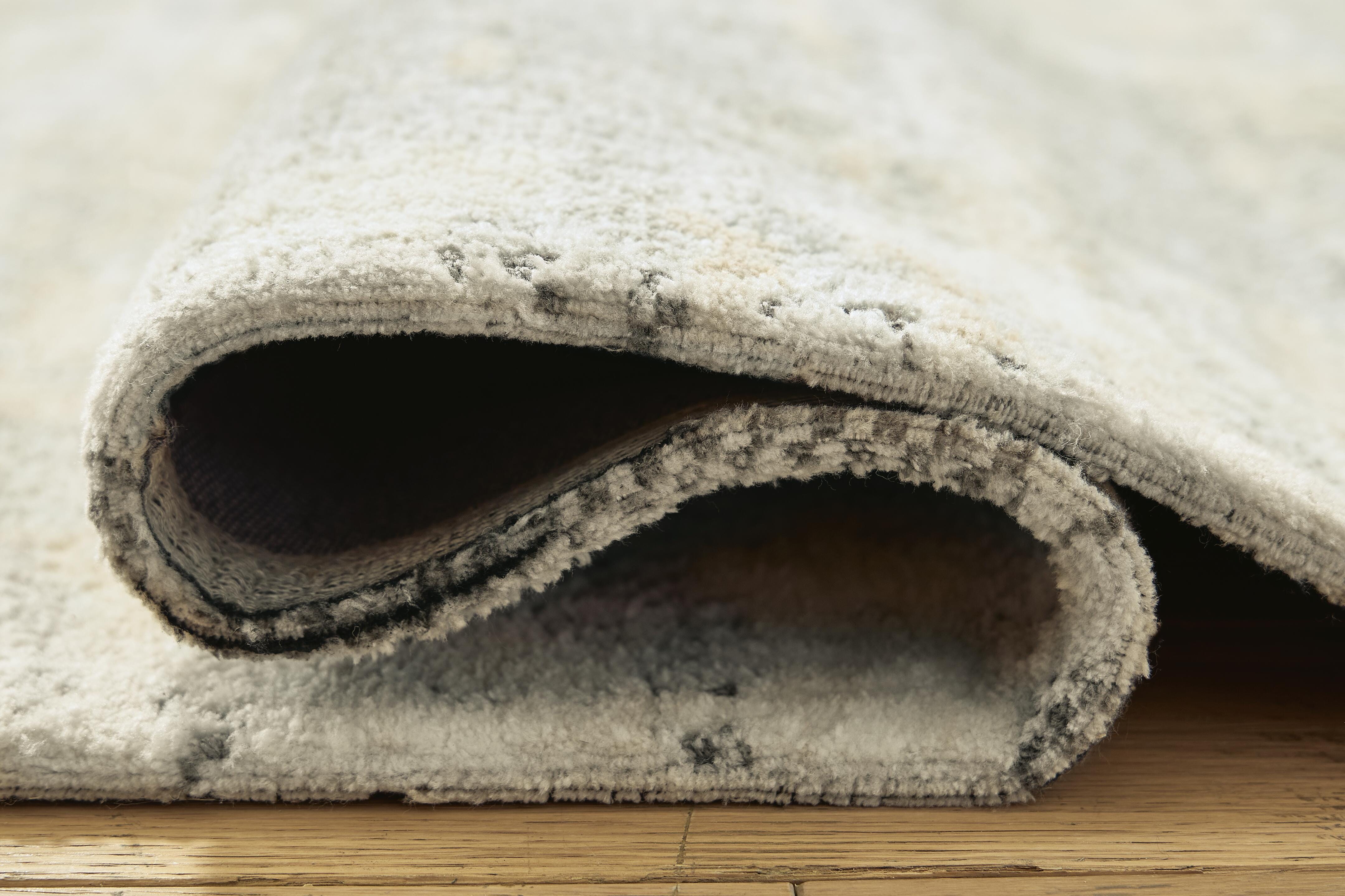 Raif Large Rug