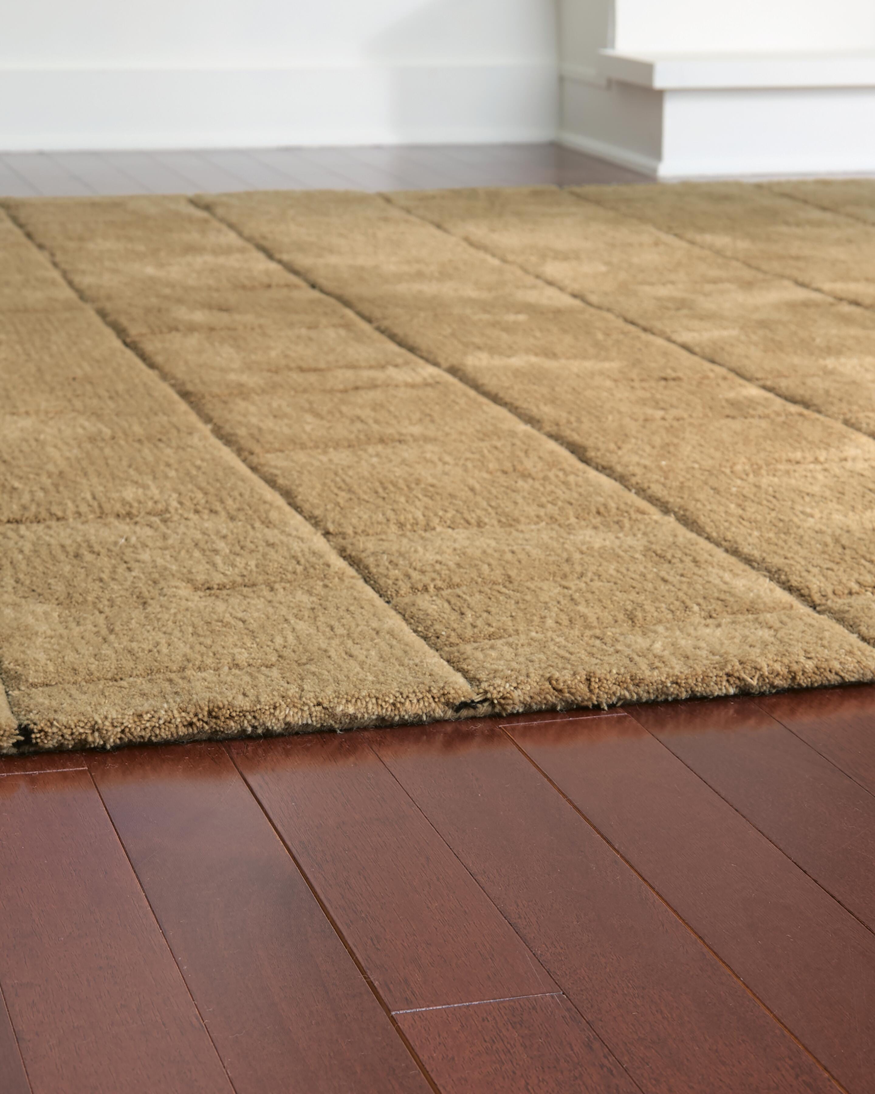 Luzmont Medium Rug