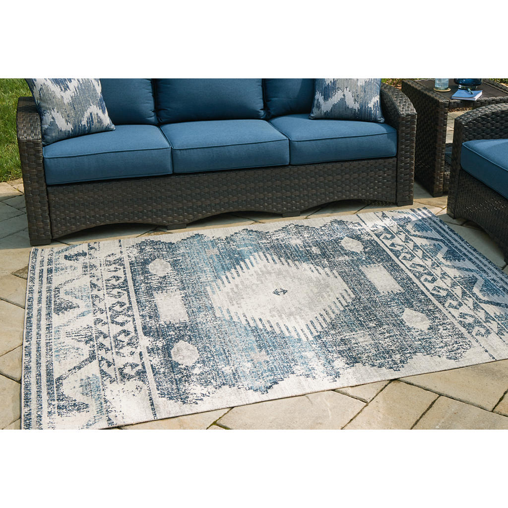 Daddridge 5' x 7' Rug Signature Design by Ashley® Outdoor