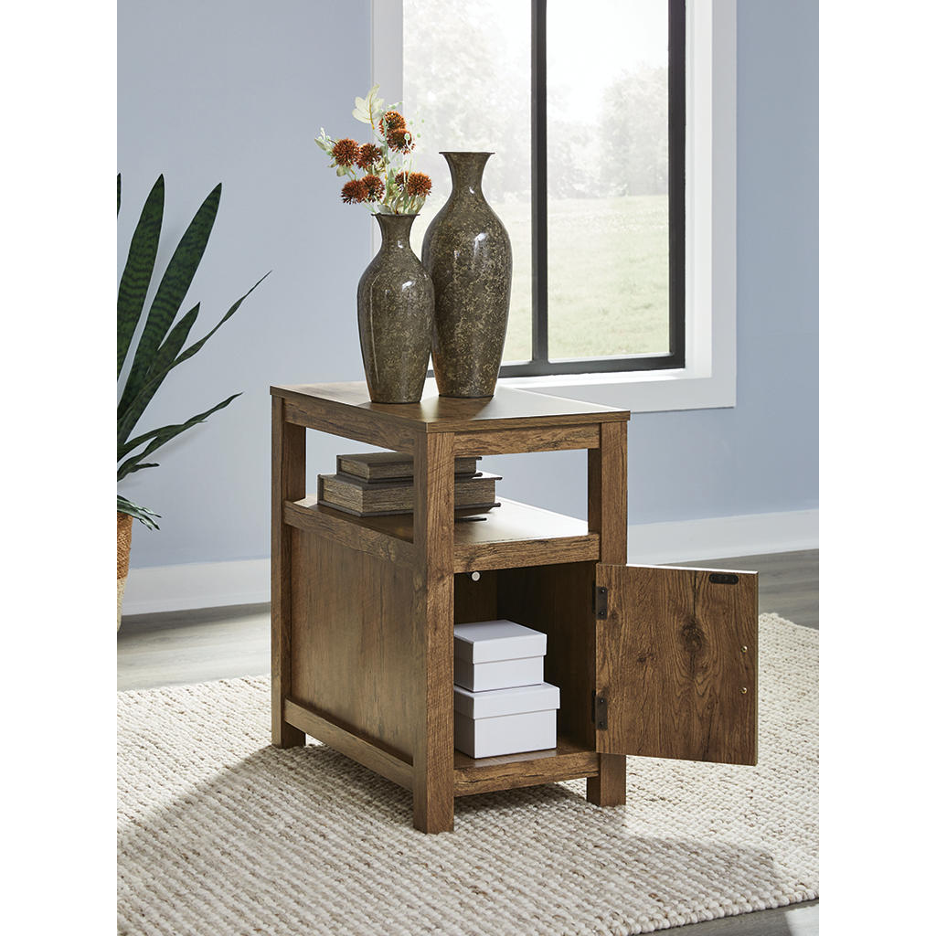 Fendenmore Chairside End Table Signature Design by Ashley® Living Room