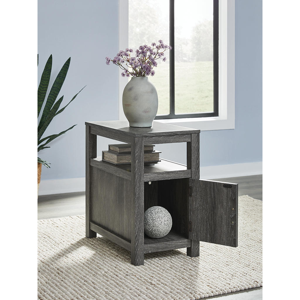 Fendenmore Chairside End Table Signature Design by Ashley® Living Room