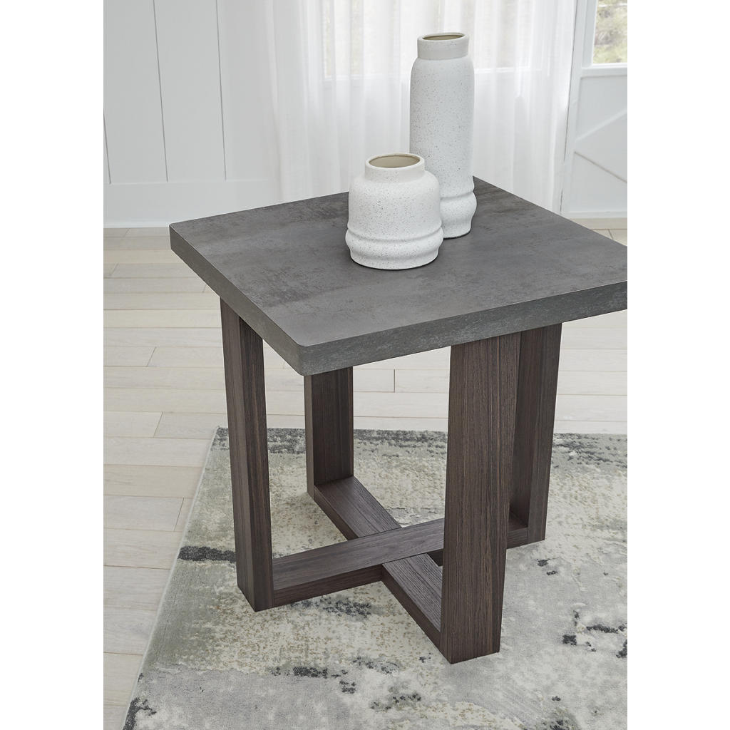 Dynnford Table (Set of 3) Signature Design by Ashley® Living Room