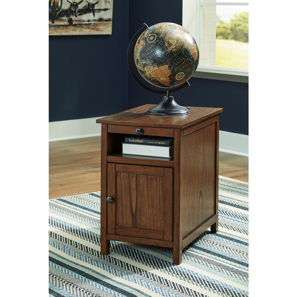 Treytown Chairside End Table Signature Design by Ashley® Living Room