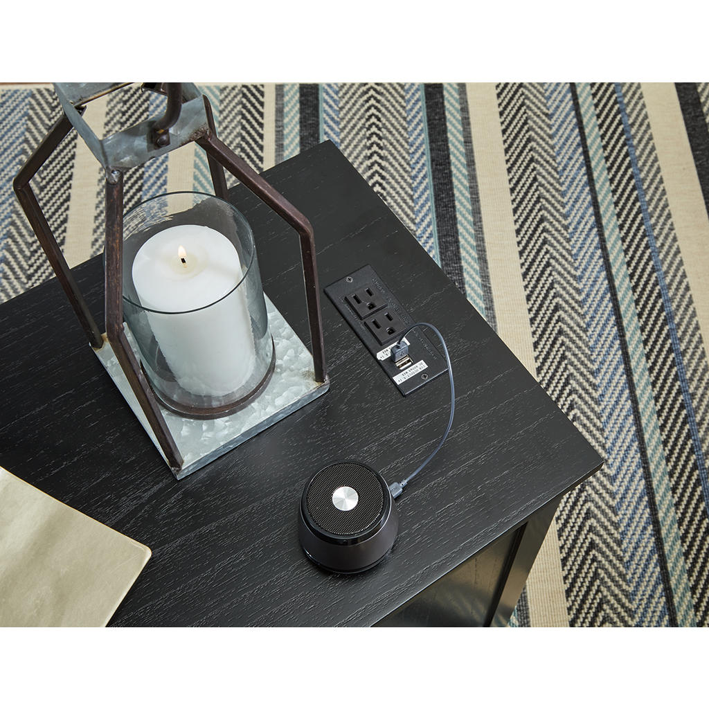 Treytown Chairside End Table Signature Design by Ashley® Living Room
