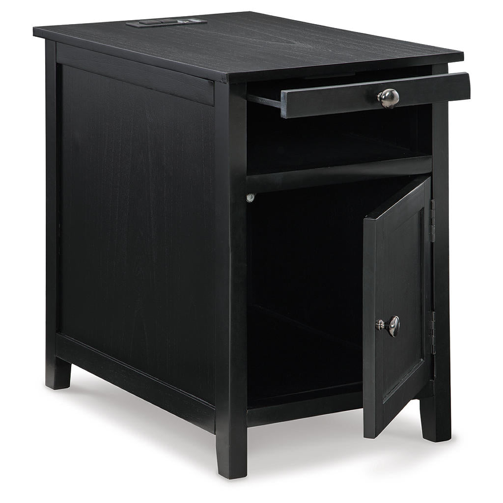 Treytown Chairside End Table Signature Design by Ashley® Living Room