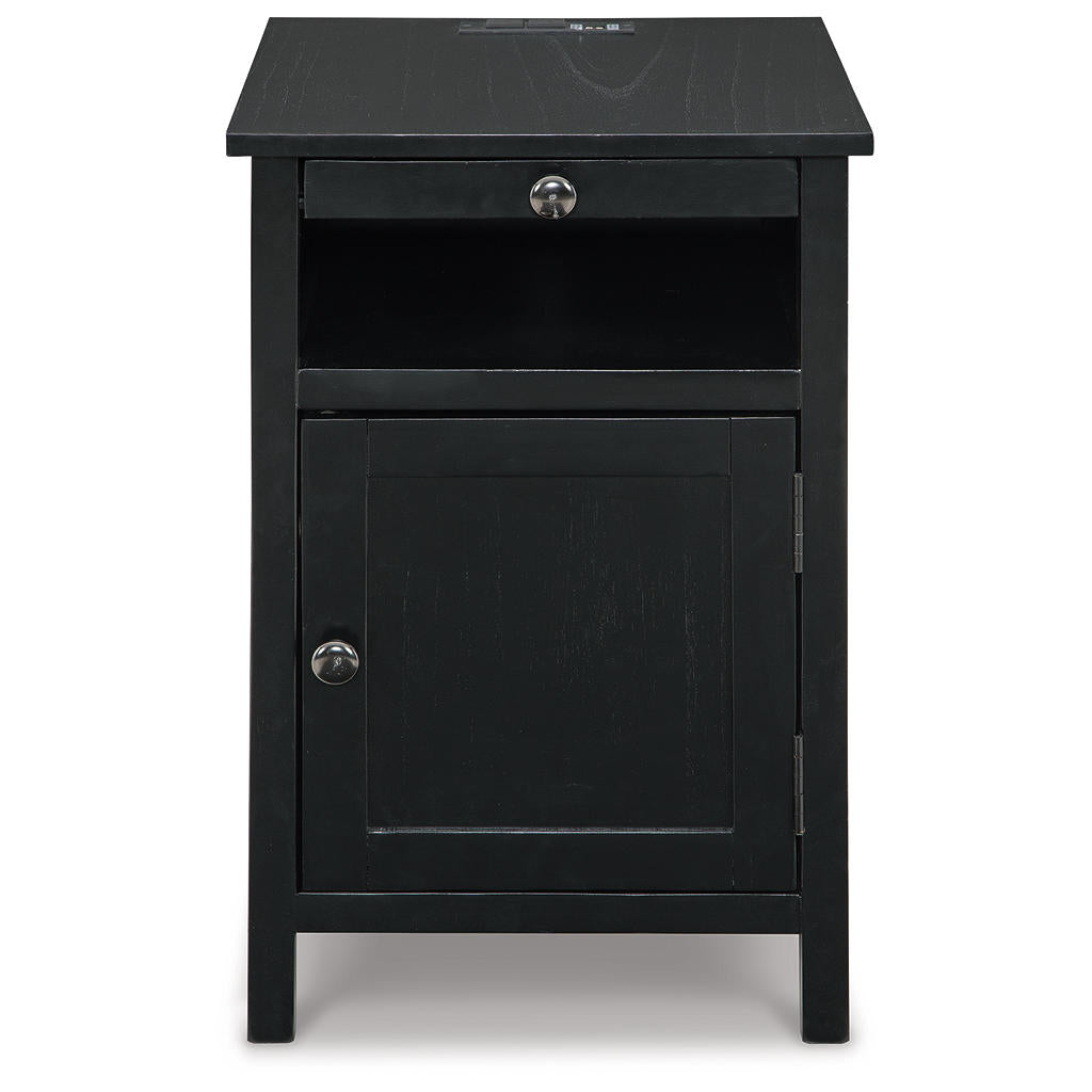 Treytown Chairside End Table Signature Design by Ashley® Living Room