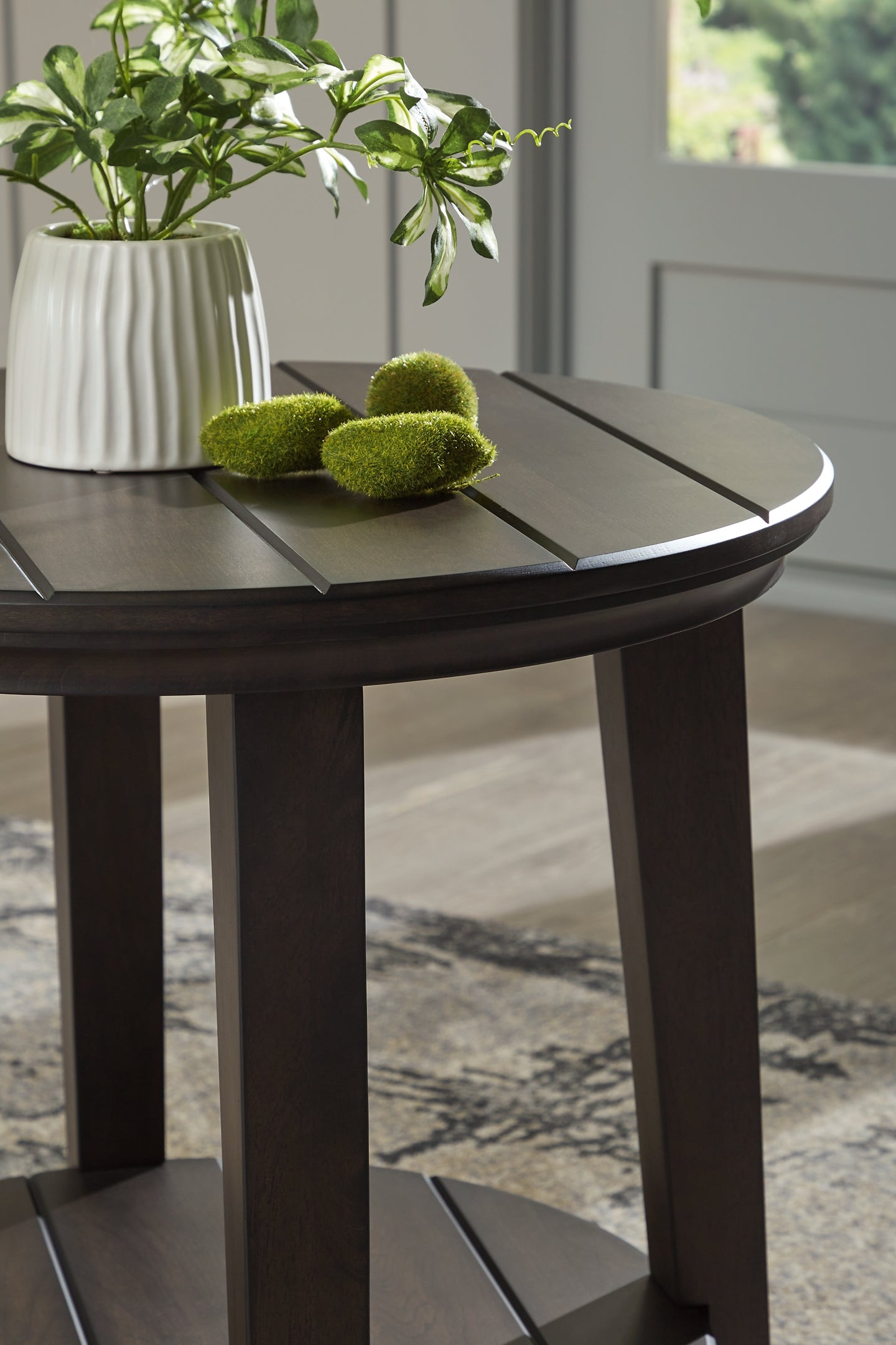 Celamar Coffee Table and 1 End Table