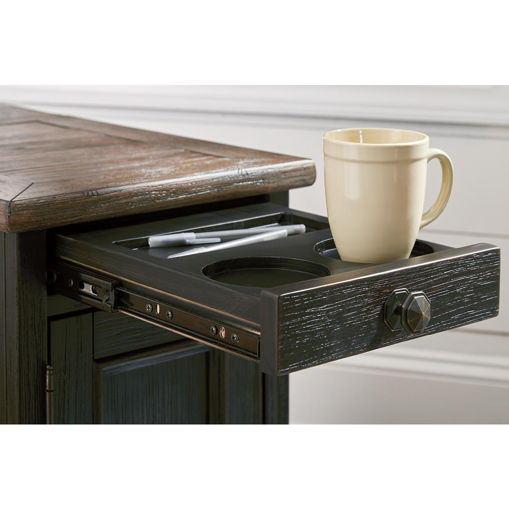 Tyler Creek Coffee Table and 2 Chairside End Tables Signature Design by Ashley® Uncategorized