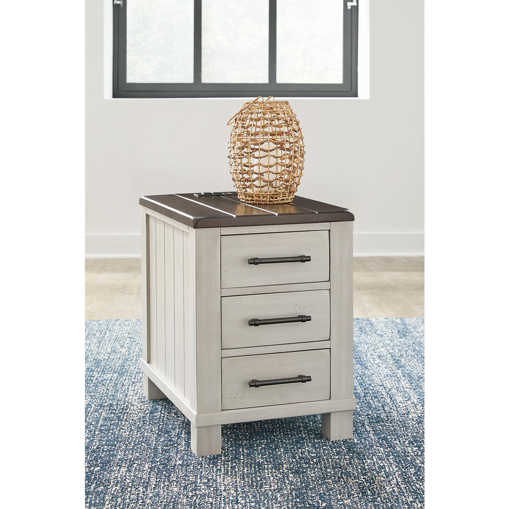 Darborn Chairside End Table Signature Design by Ashley® Living Room