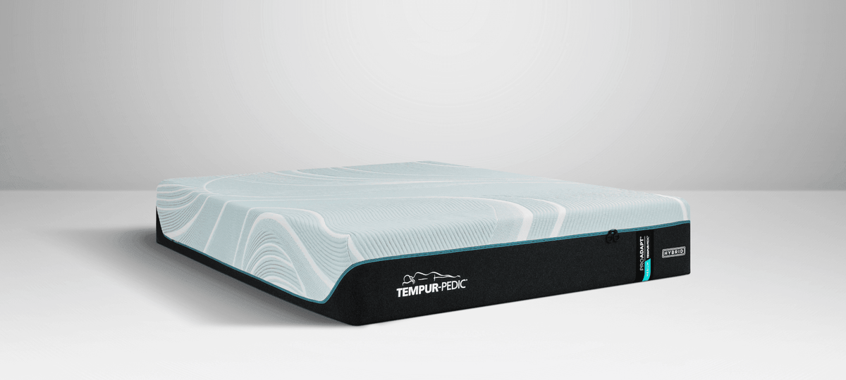 TEMPUR-ProAdapt Medium Hybrid 2.0 mattress, Queen, three-quarter view
