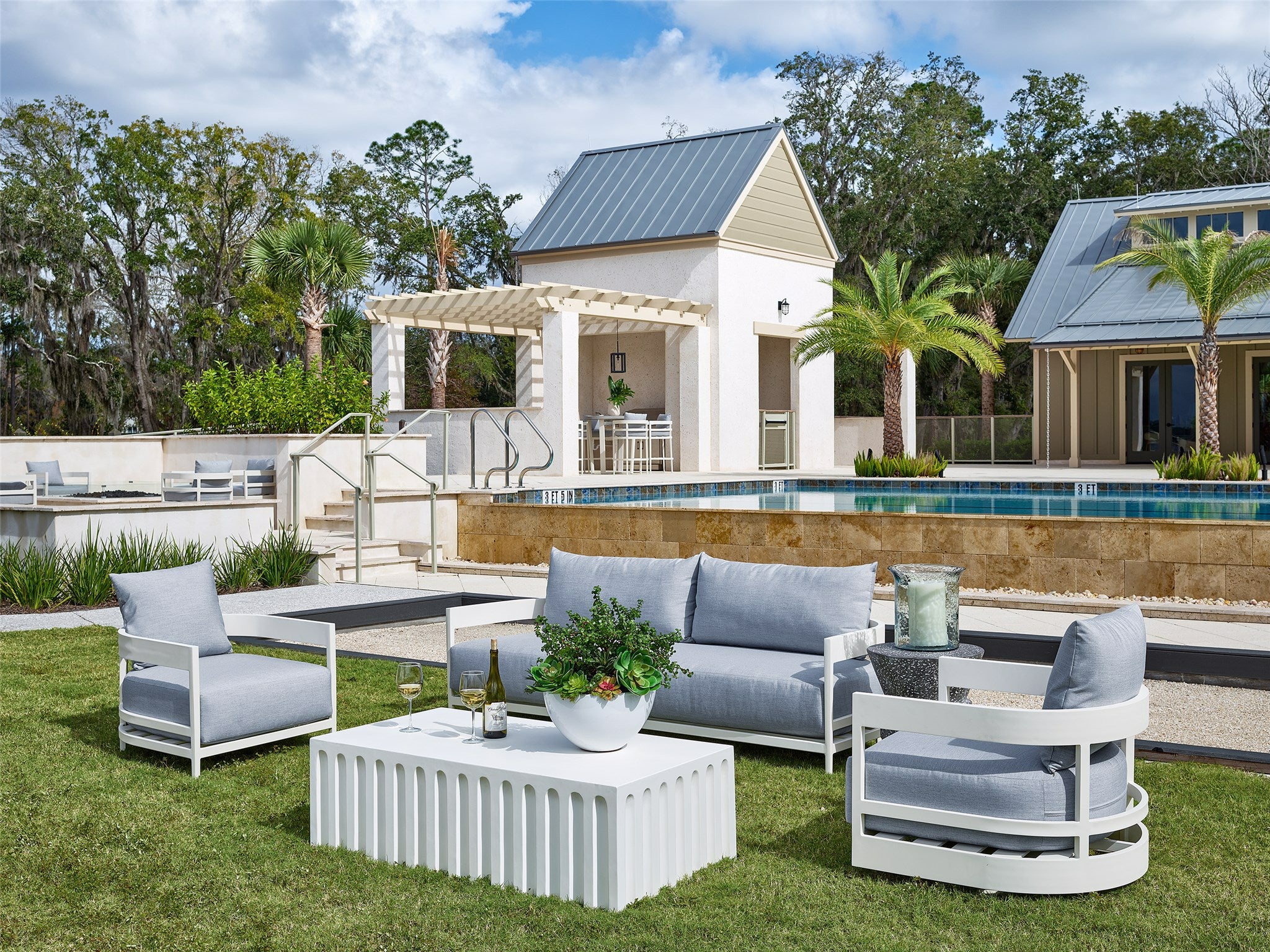 Universal Furniture Edisto Cocktail Table — Coastal Living Outdoor Collection