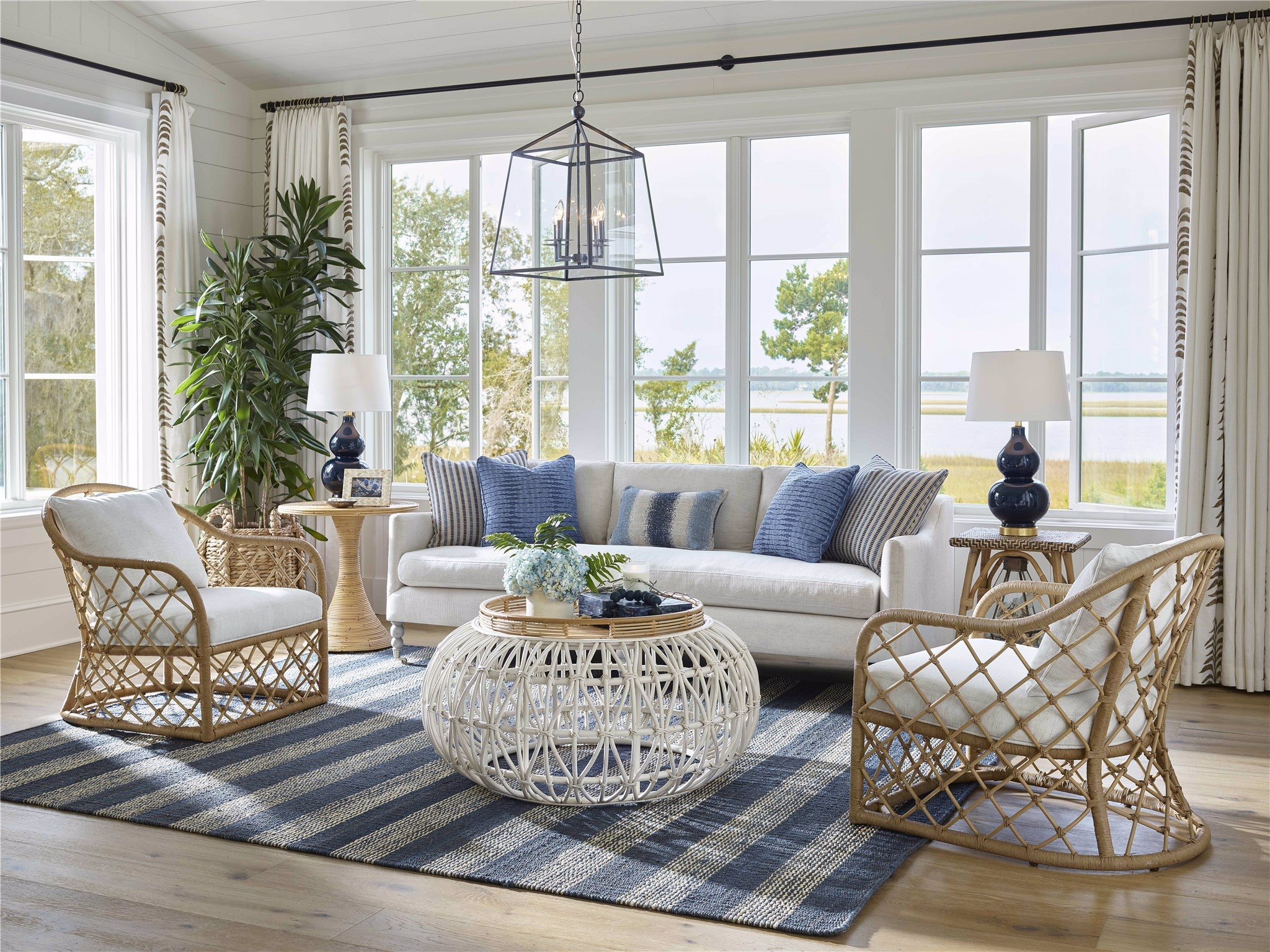 Universal Furniture Miramar Accent Chair — Getaway Collection
