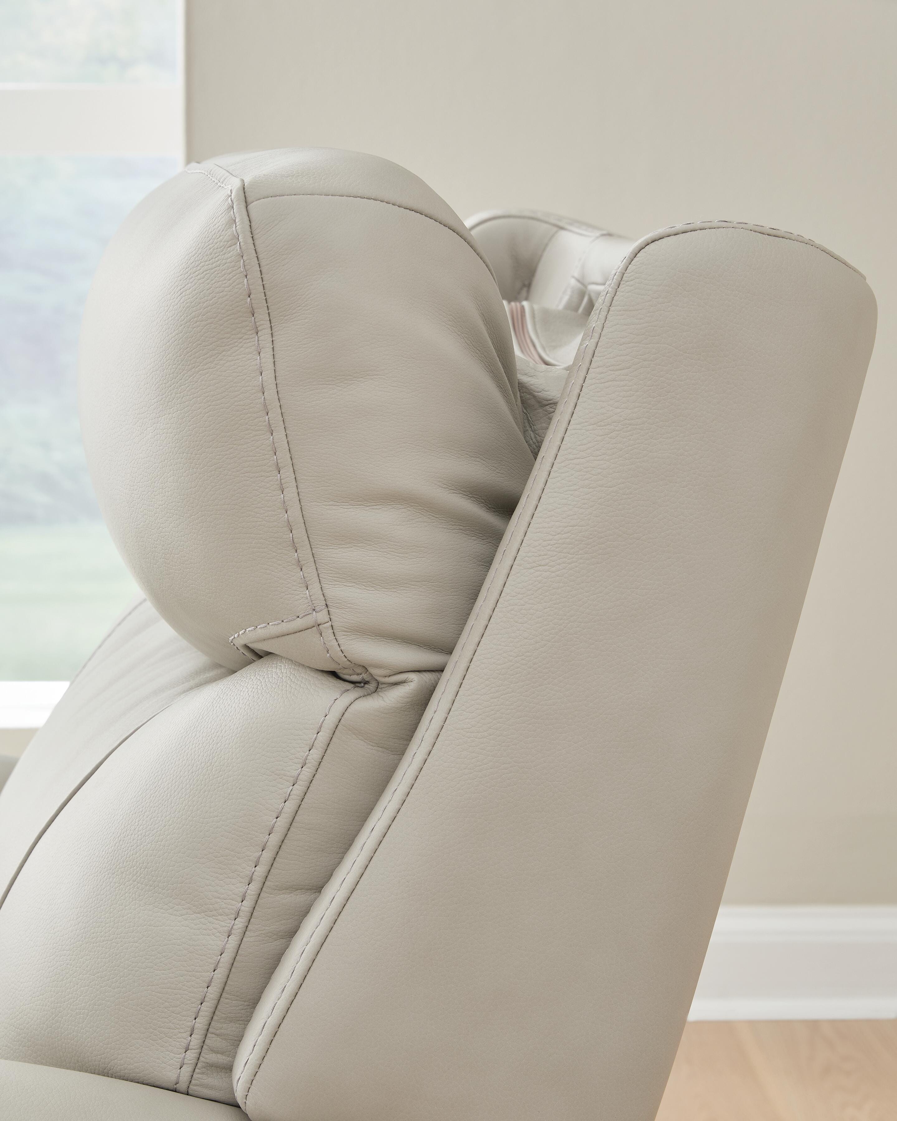 Pincara Power AutoGlide Recliner