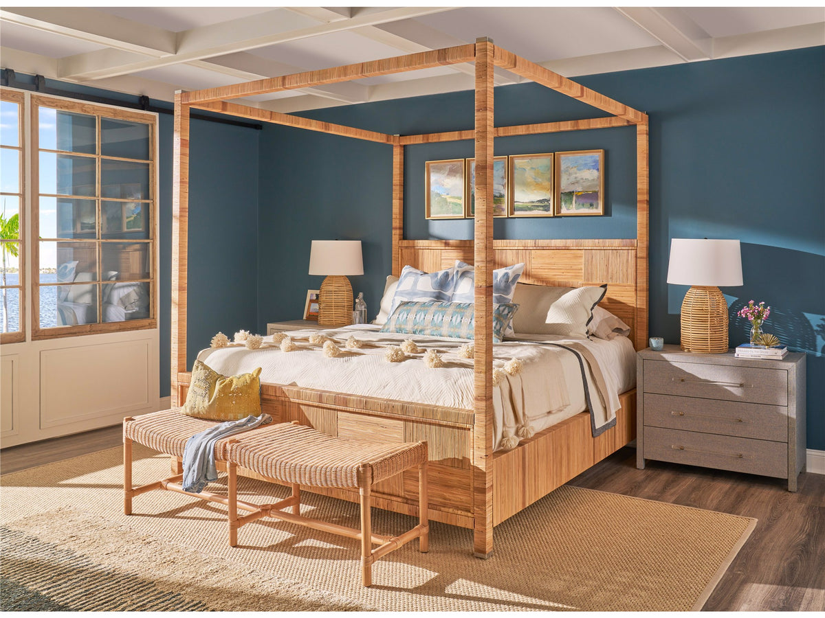 Universal Furniture Chatham Poster Bed — Weekender Collection