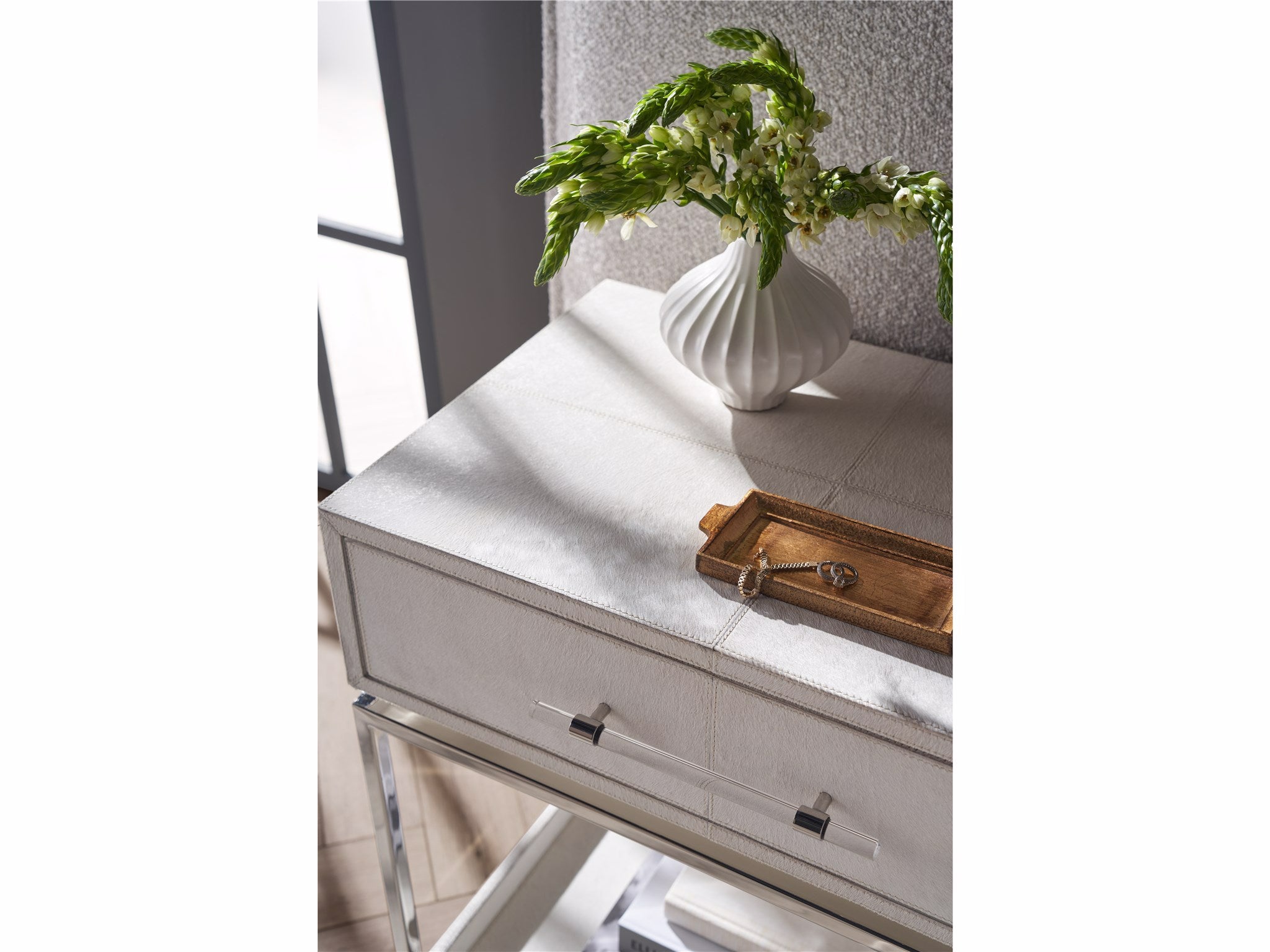 Universal Furniture Lyra Nightstand — Modern Collection