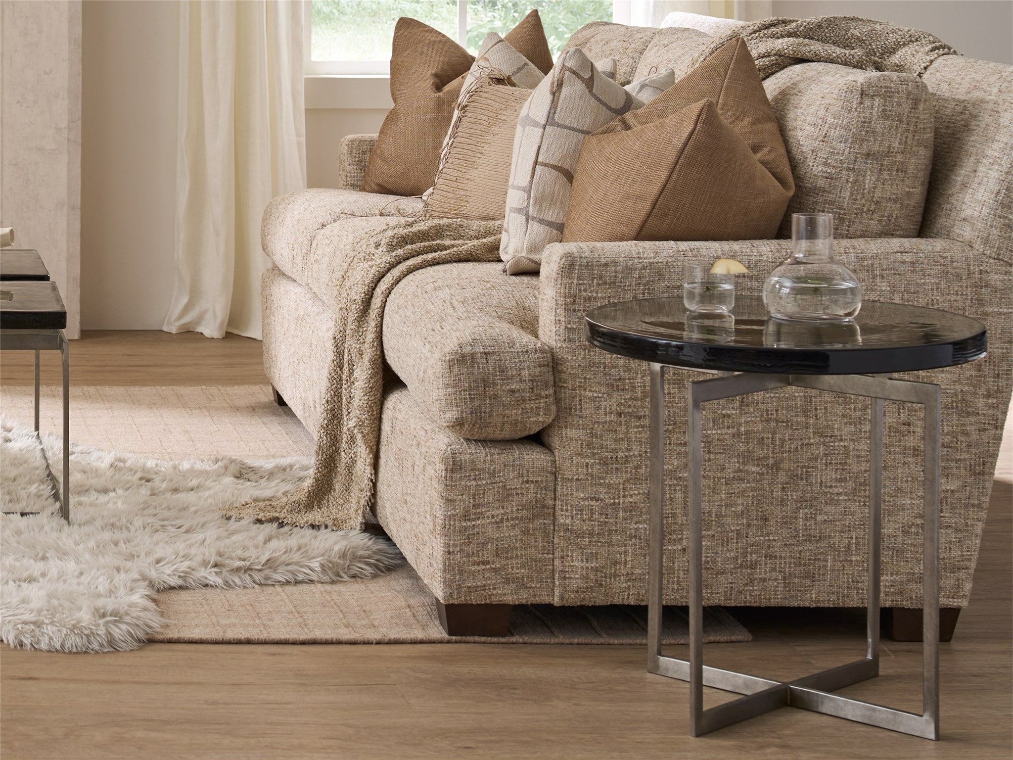Universal Furniture Jordan Side Table — Avaline Collection