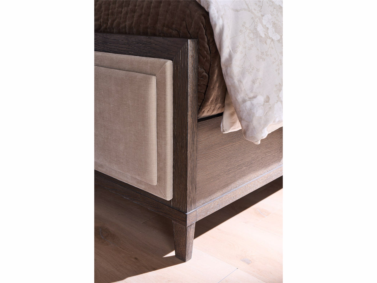 Universal Furniture Cocoa Bed — Montclair Collection