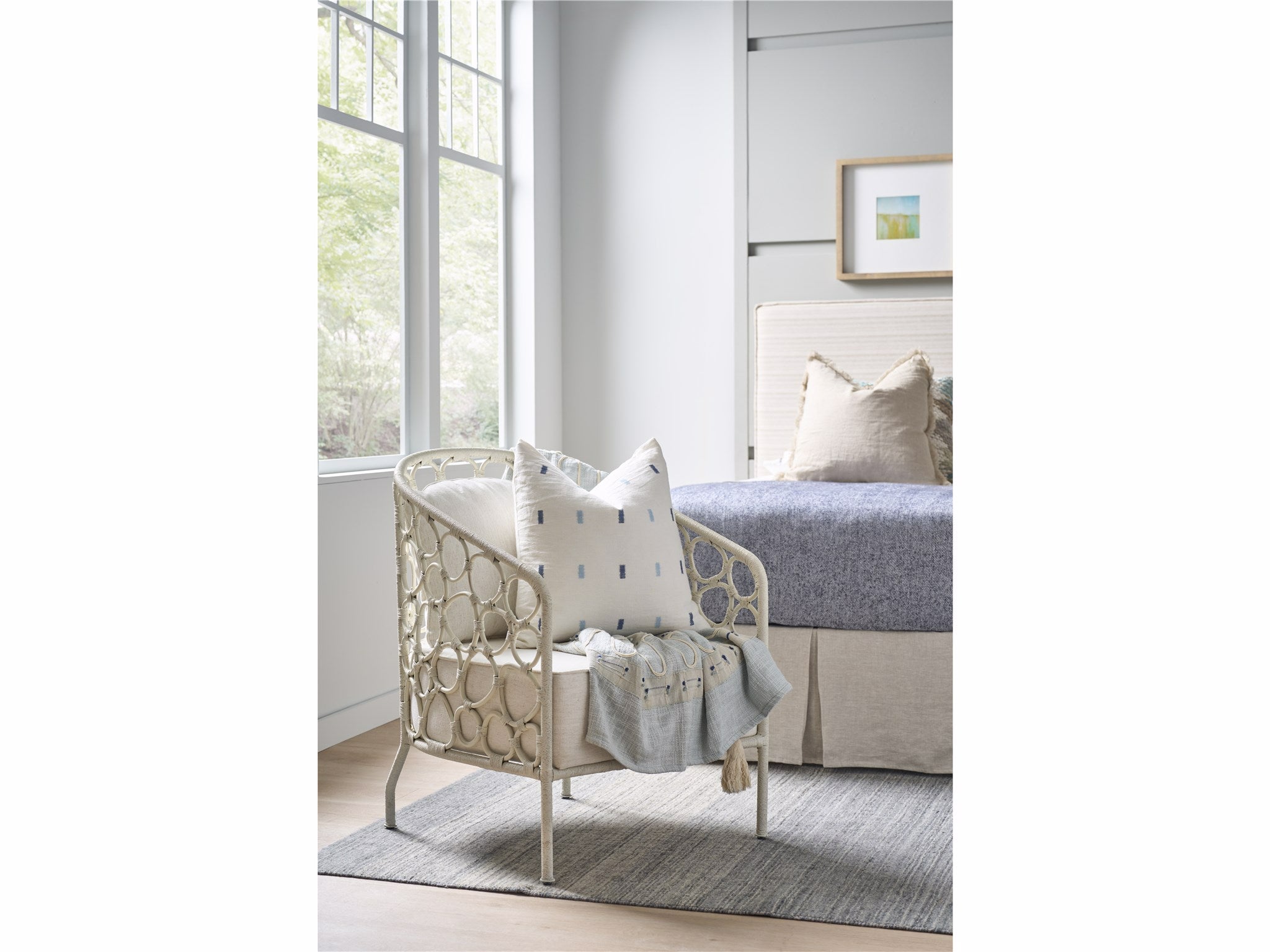 Universal Furniture Pebble Accent Chair — Nomad Snow — Oasis Collection