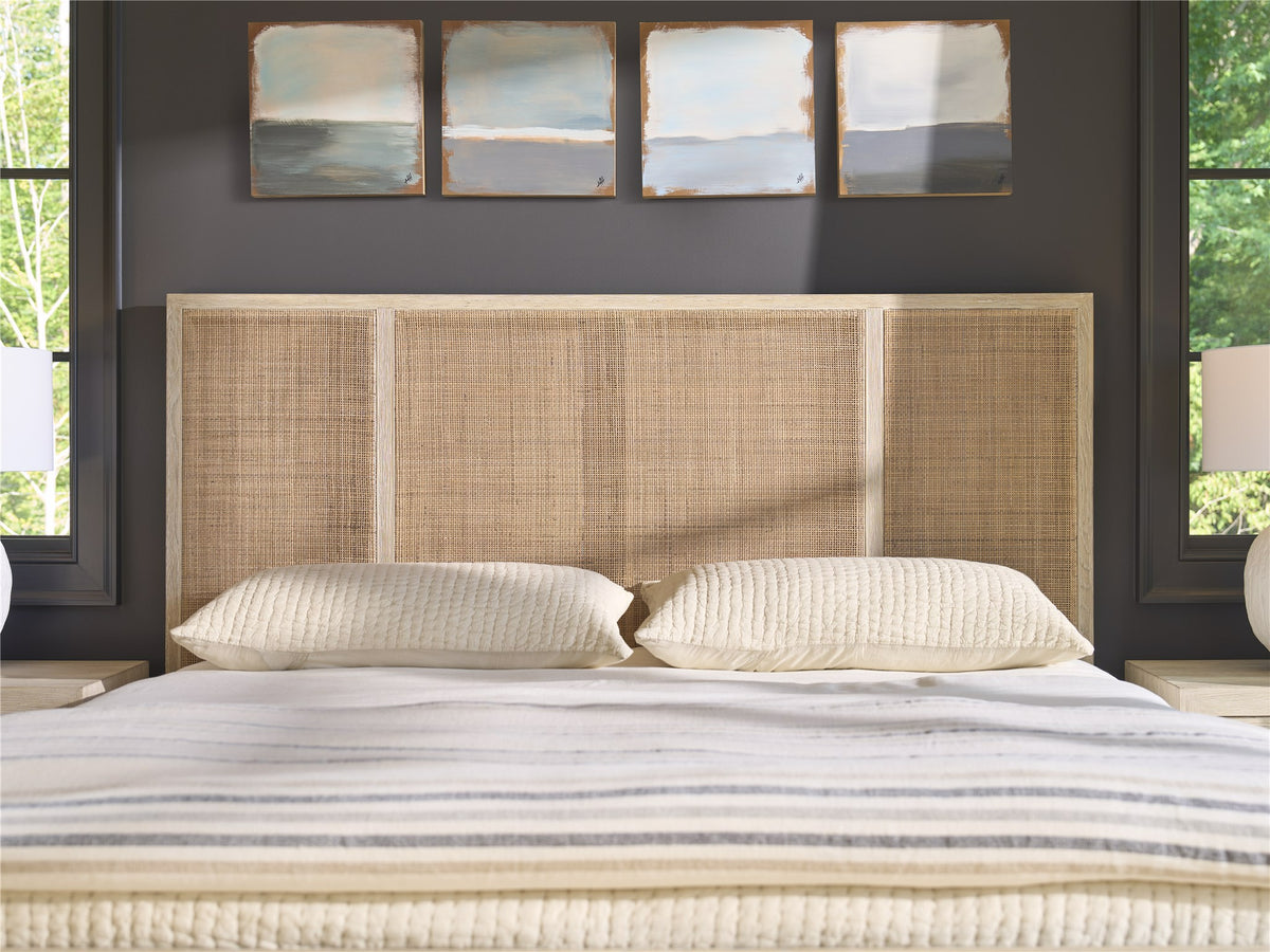 Universal Furniture Oasis Bed — Oasis Collection