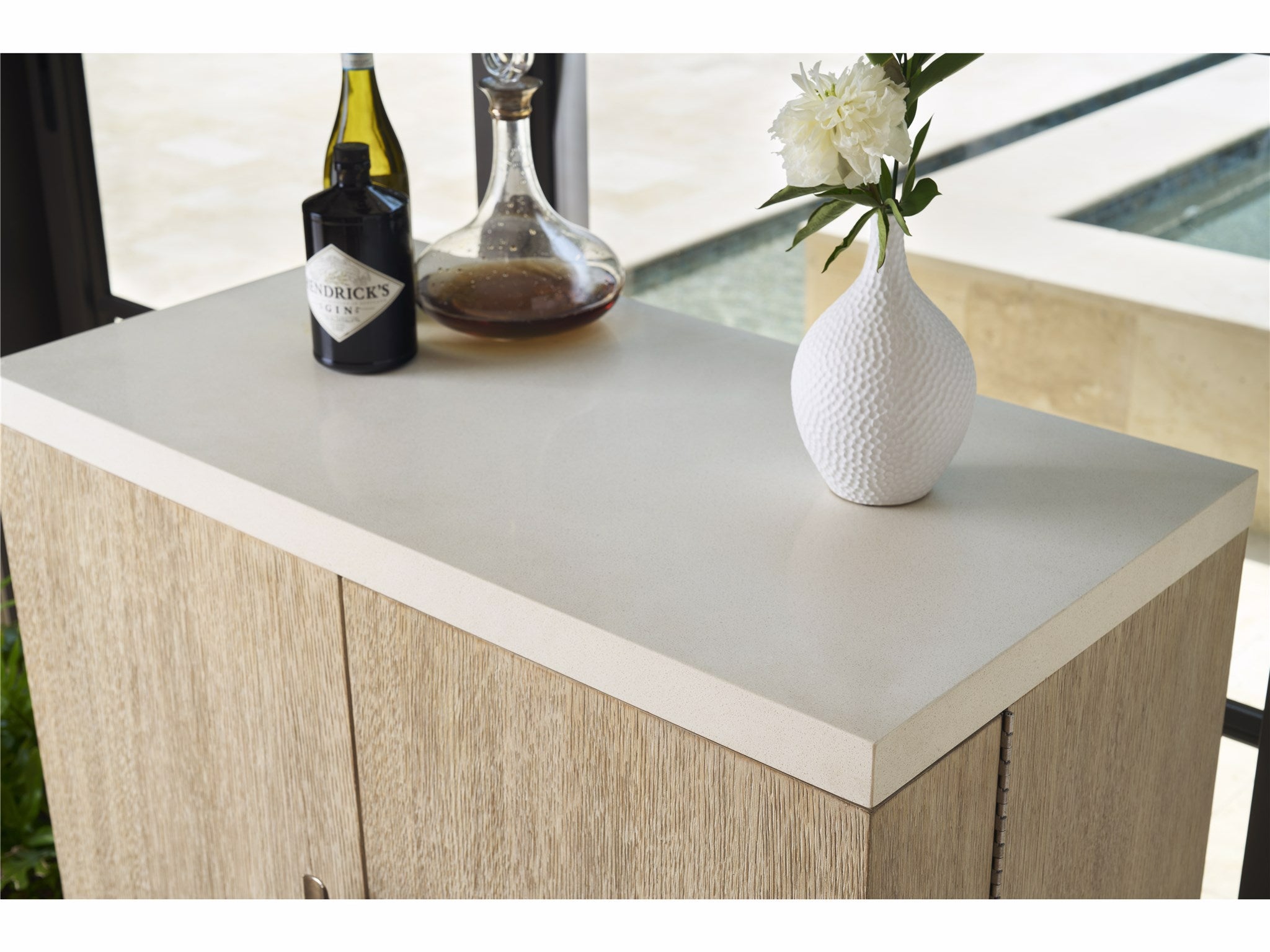 Universal Furniture Dockside Bar Cabinet — Oasis Collection