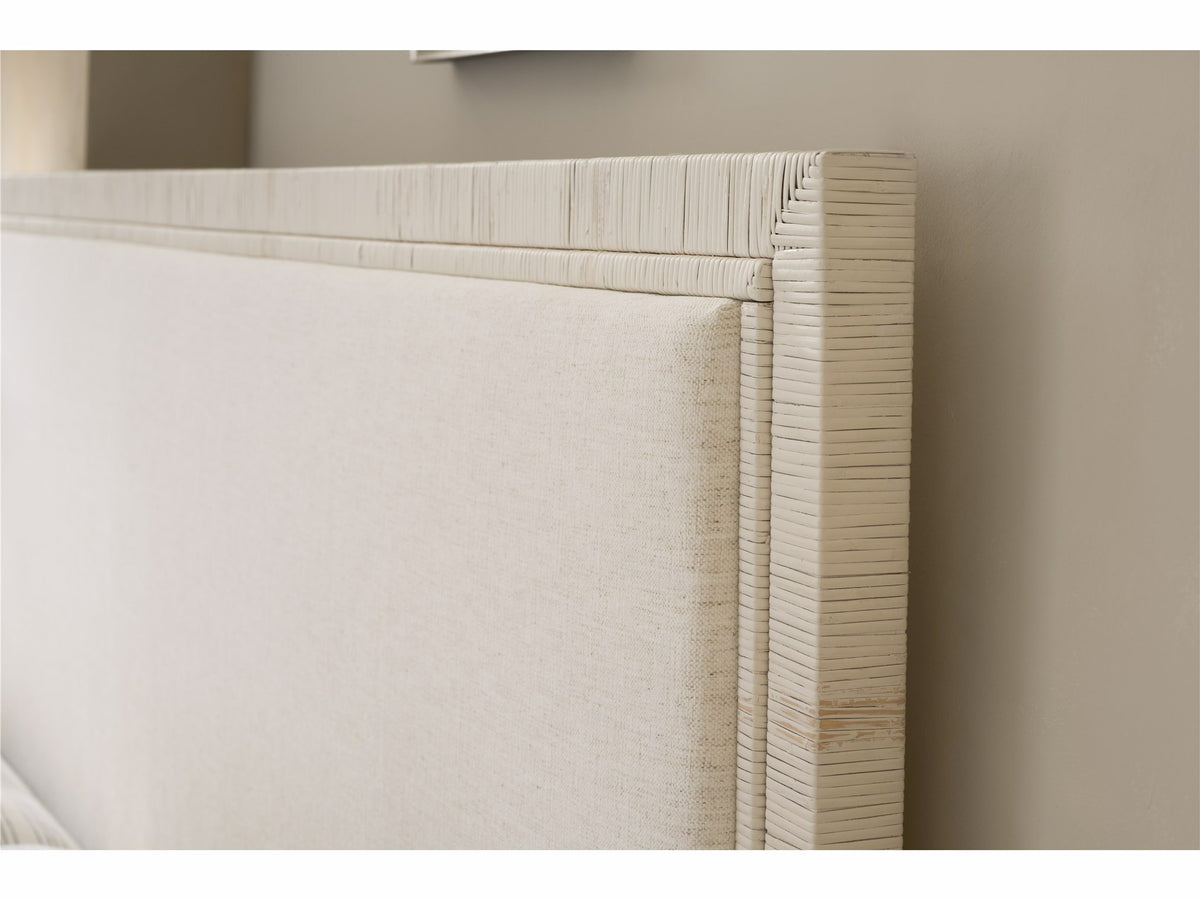 Universal Furniture Tidal Bed — Oasis Collection