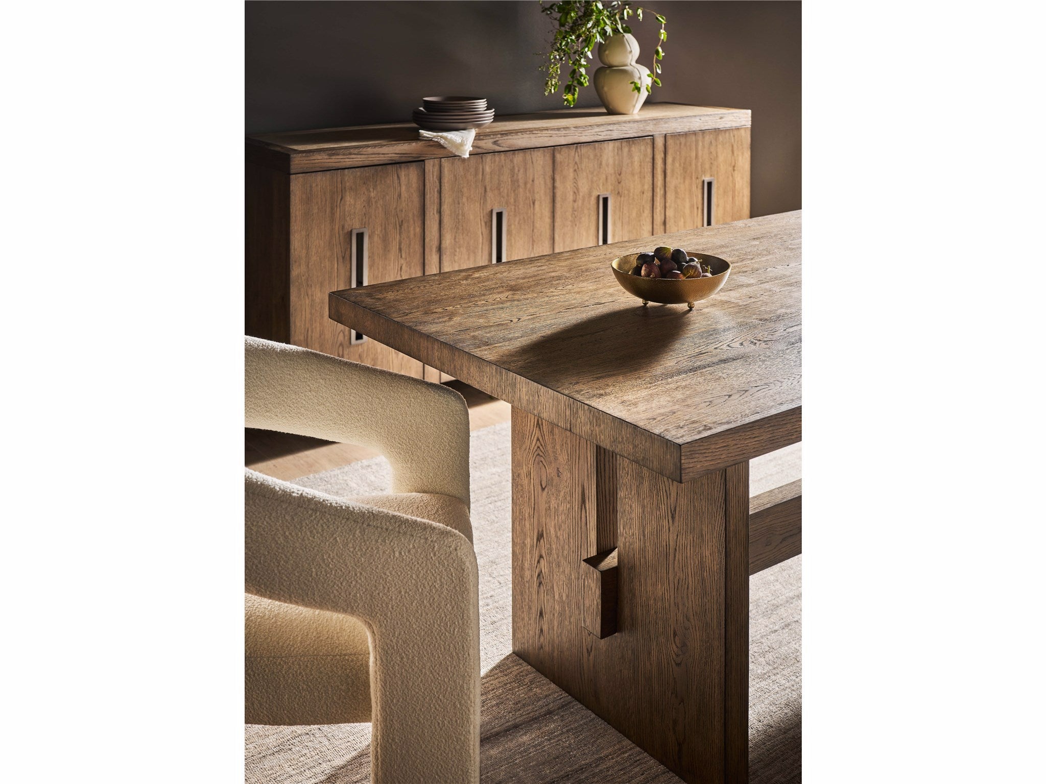 Universal Furniture Vesper Chair — Modern Collection