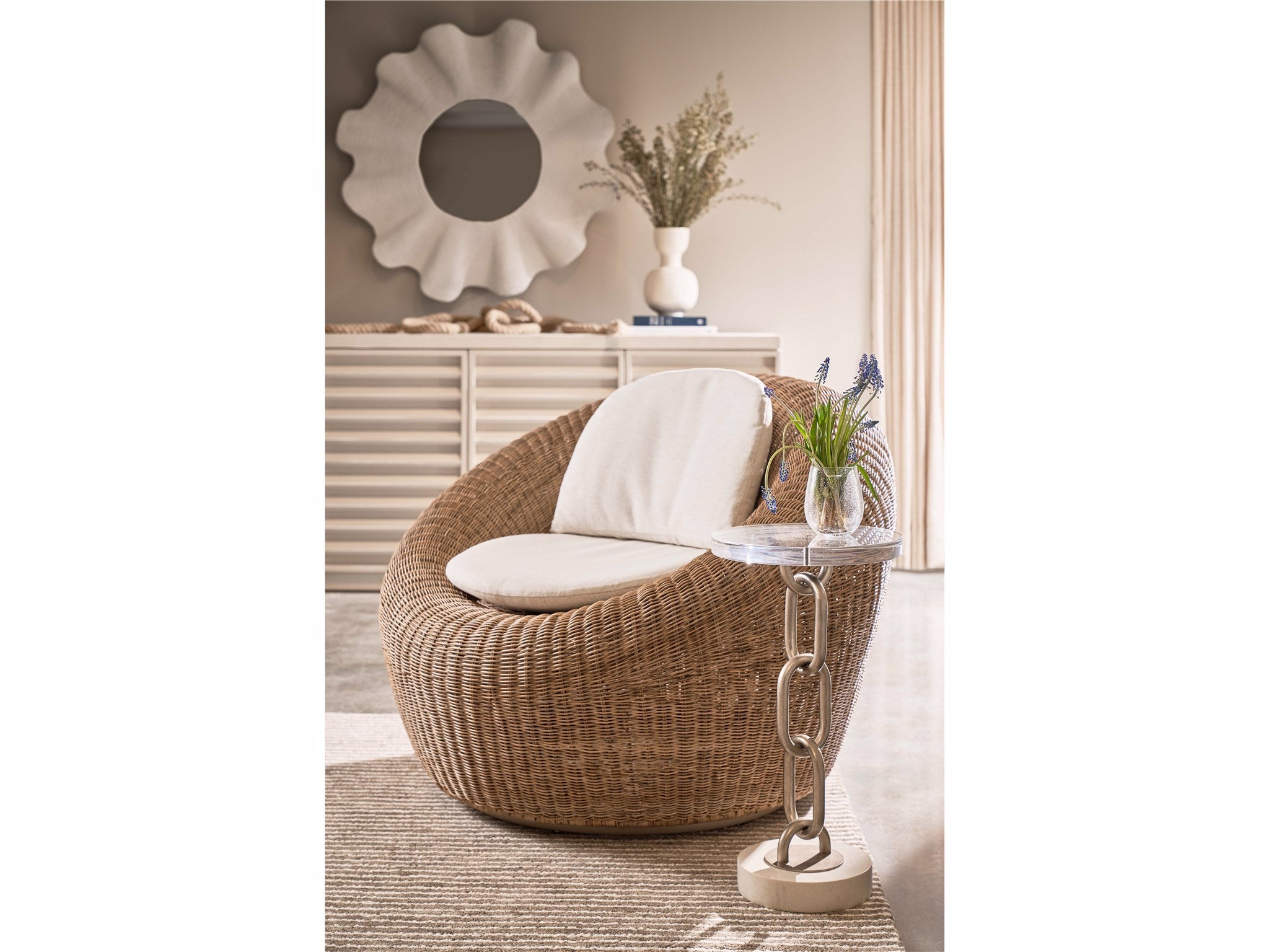 Universal Furniture Link Accent Table — Oasis Collection