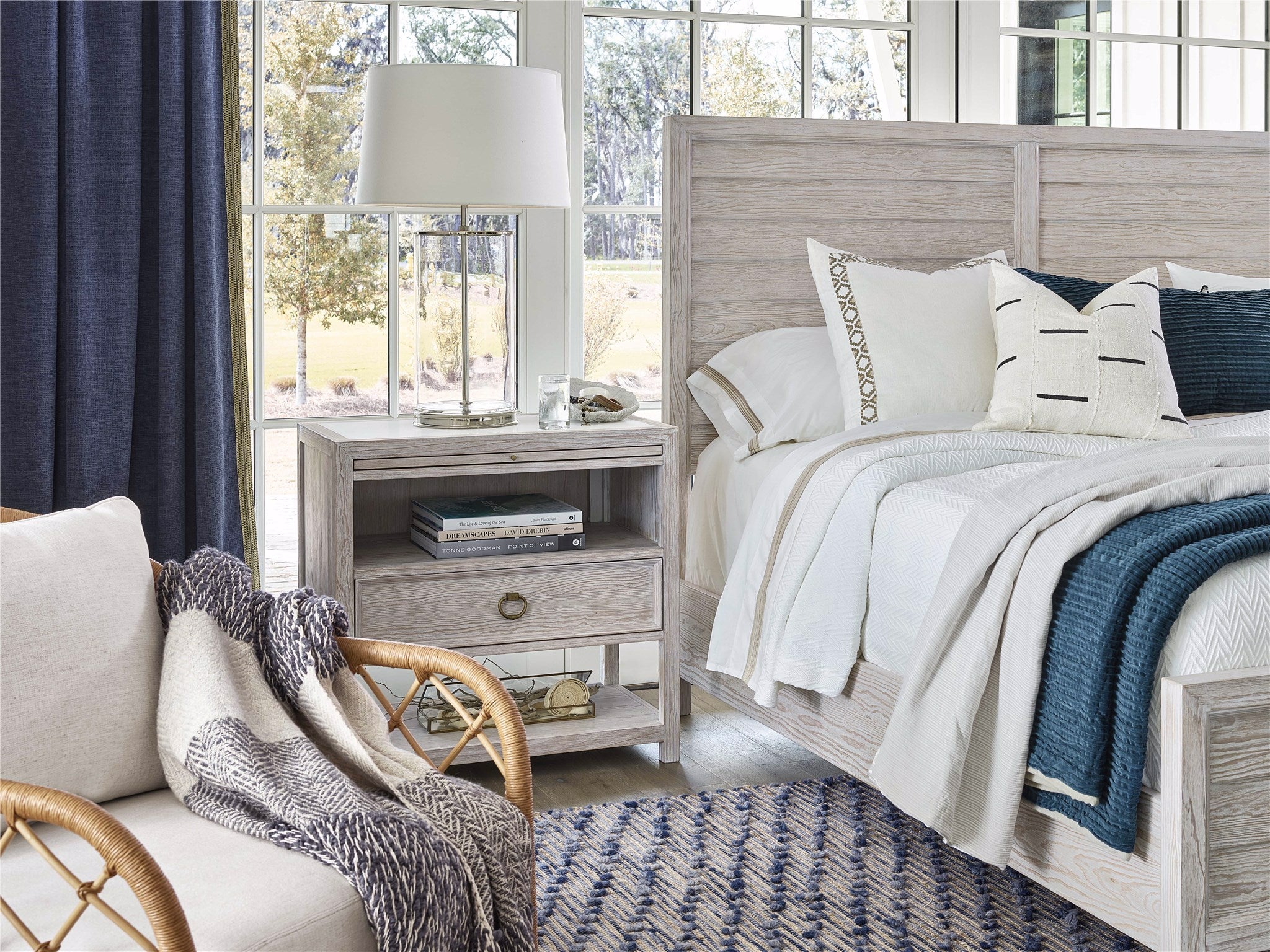 Universal Furniture Getaway Panel Bed — Getaway Collection