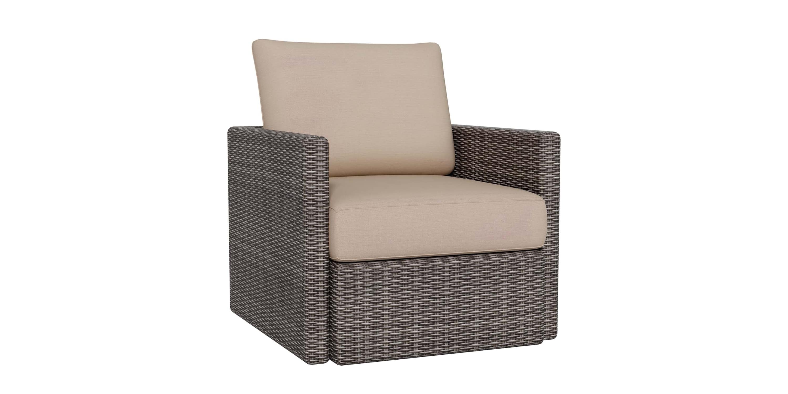 Ashford Outdoor Lounge Chair Bassett