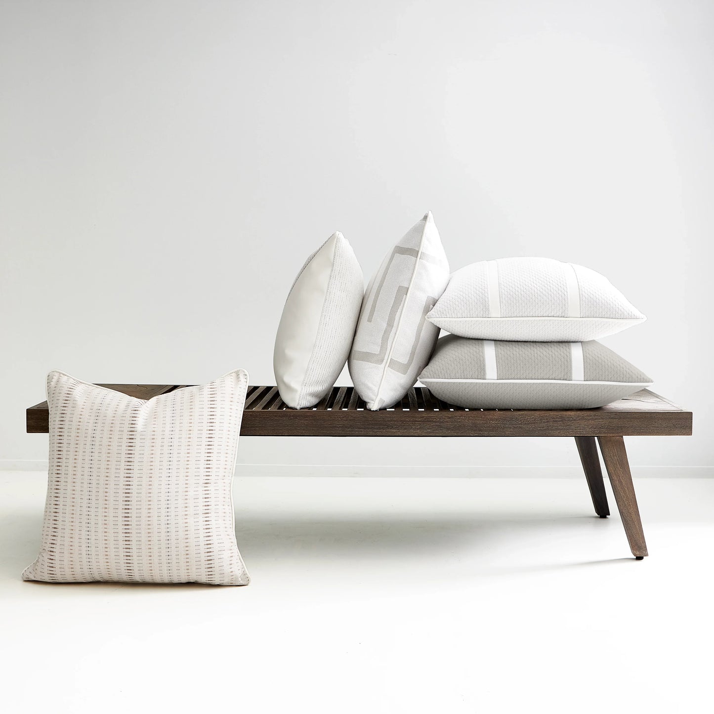 Outdoor Decorative Pillow Bernhardt Exteriors