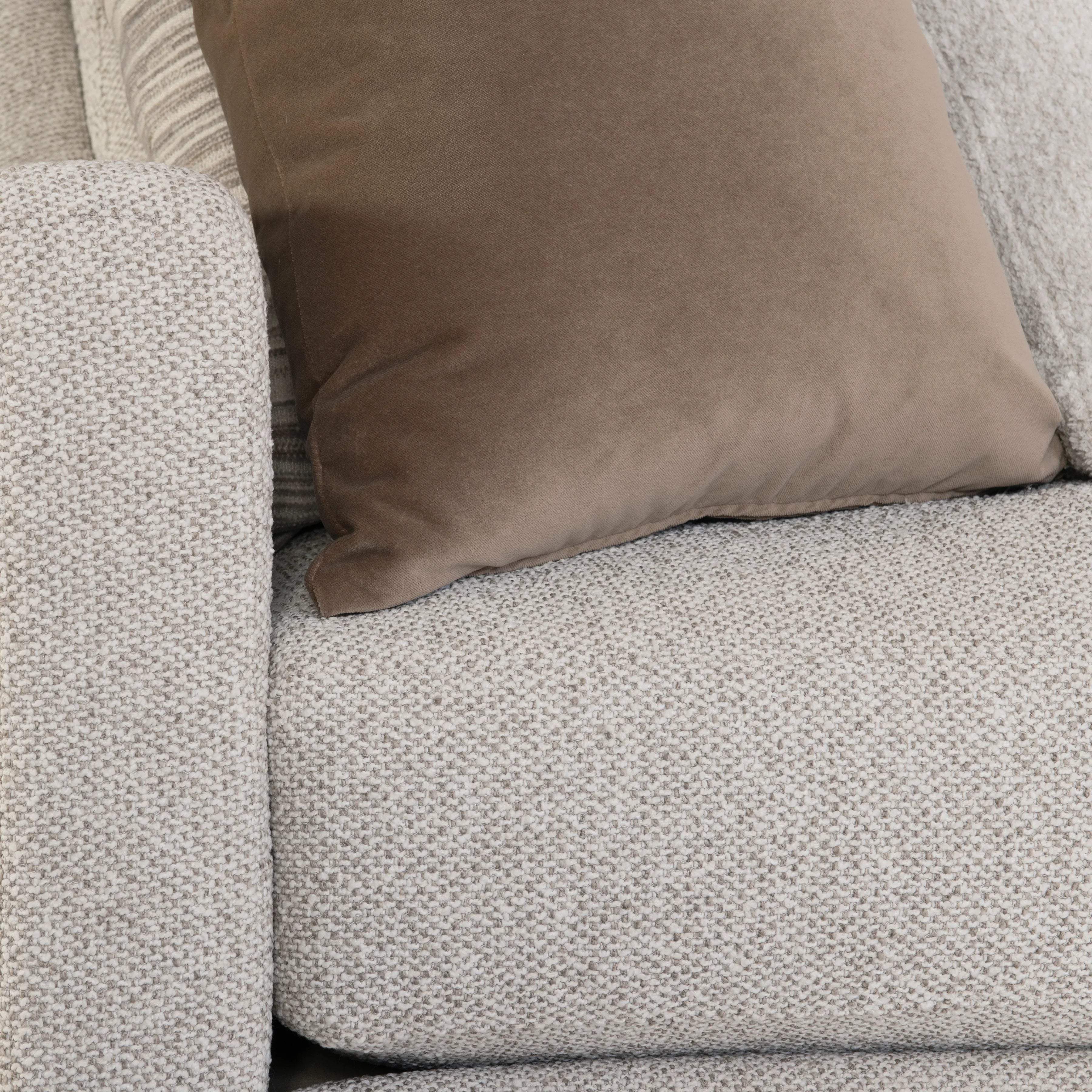 Ventura Fabric Sectional Bernhardt Living