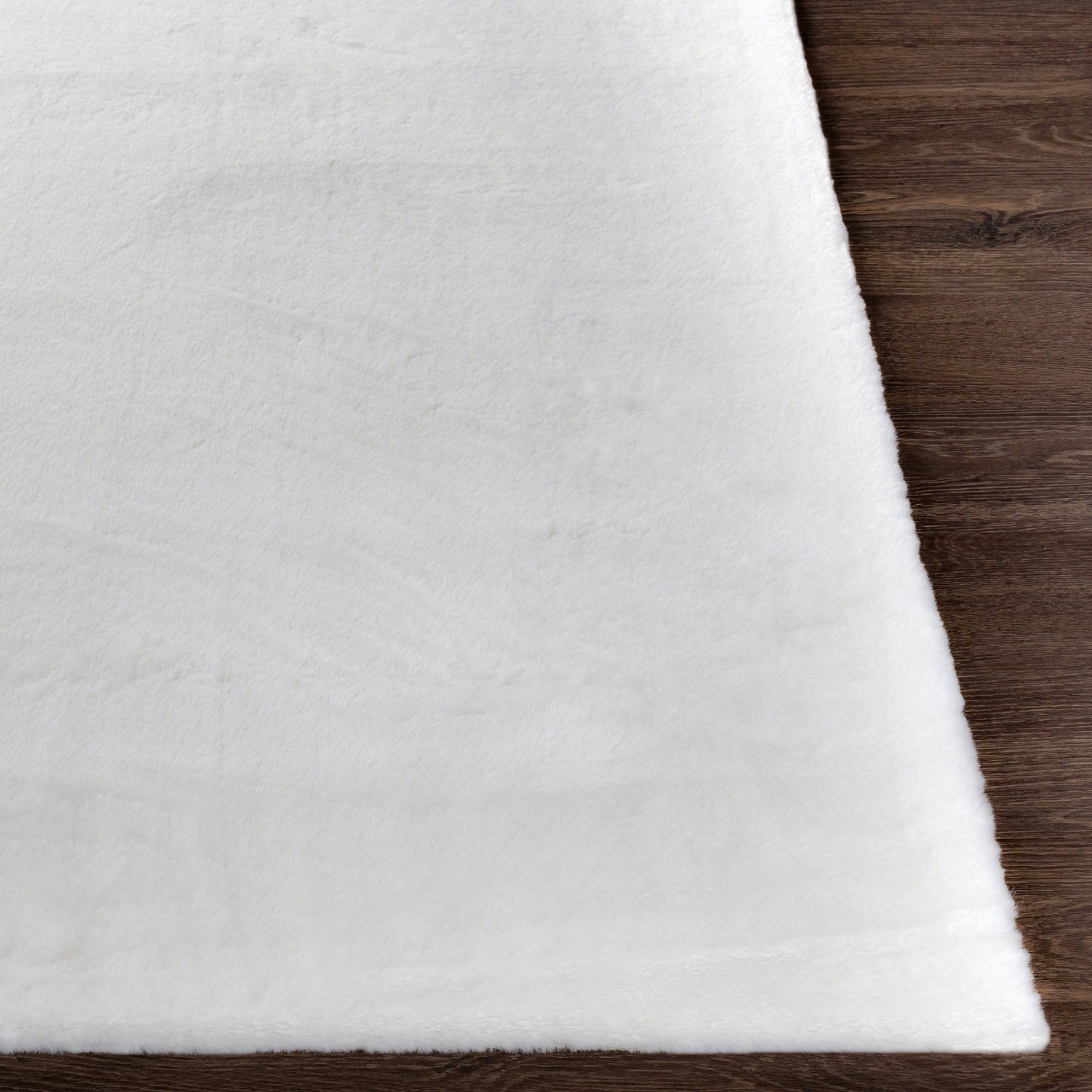 Lapine Machine Woven Rug Livabliss Lapine