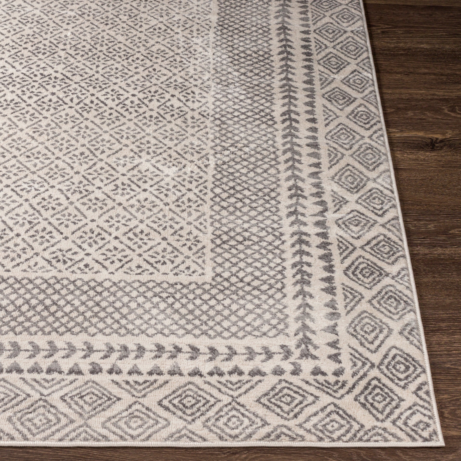 Roma Machine Woven Rug Livabliss Roma