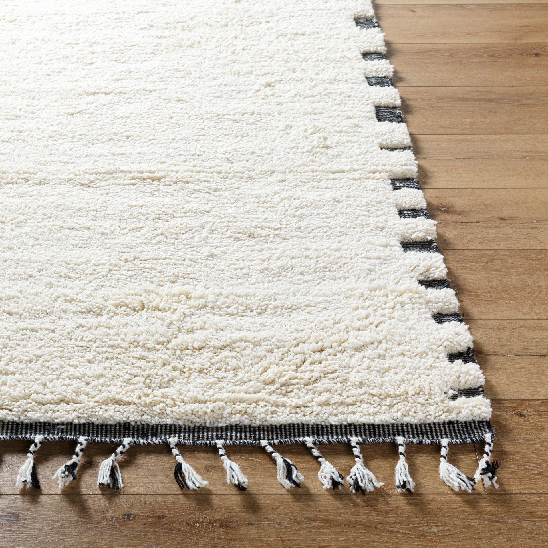 Mirela Handmade Rug Livabliss Mirela
