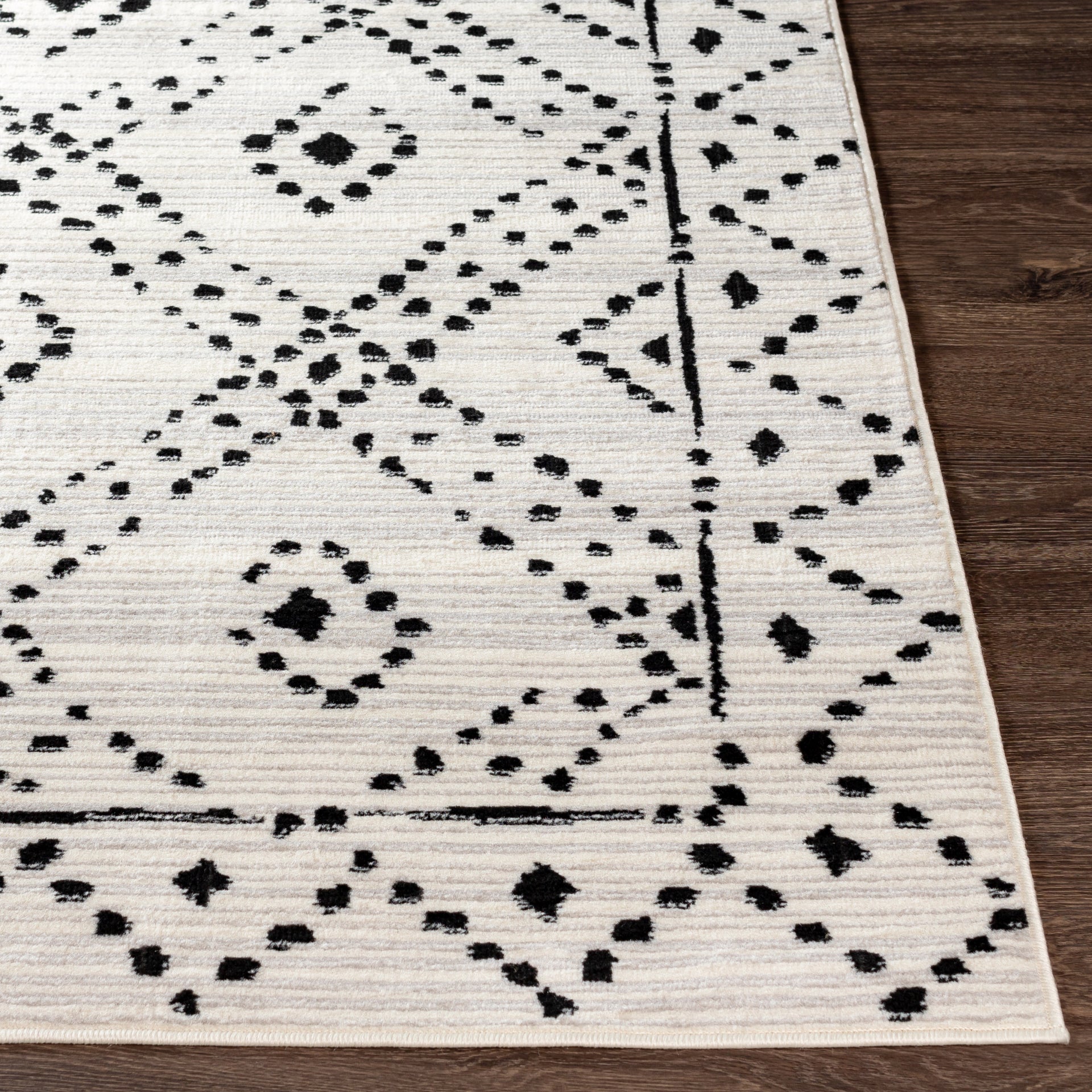 Pisa Machine Woven Rug Livabliss Pisa