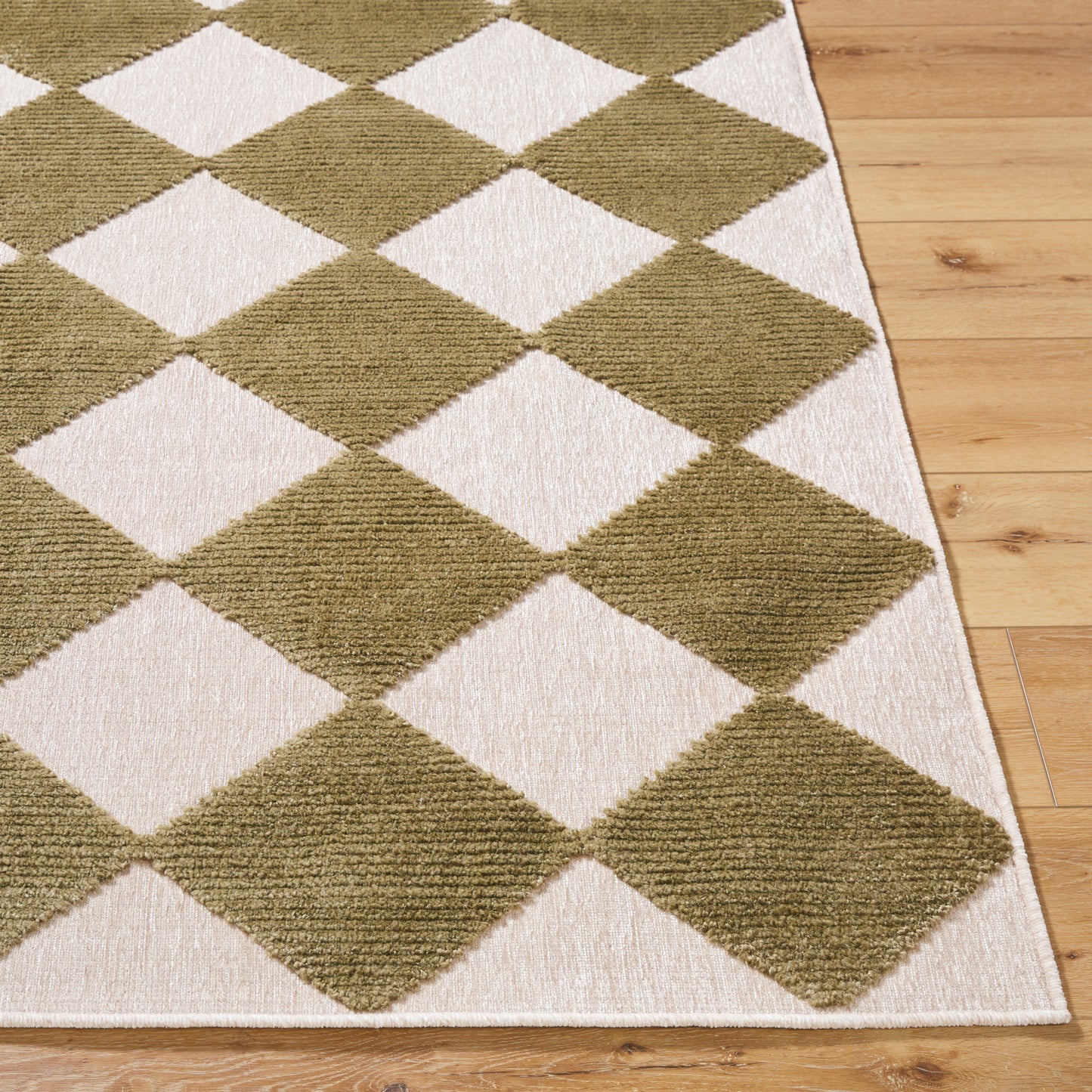 Lyna Machine Woven Rug Livabliss Lyna