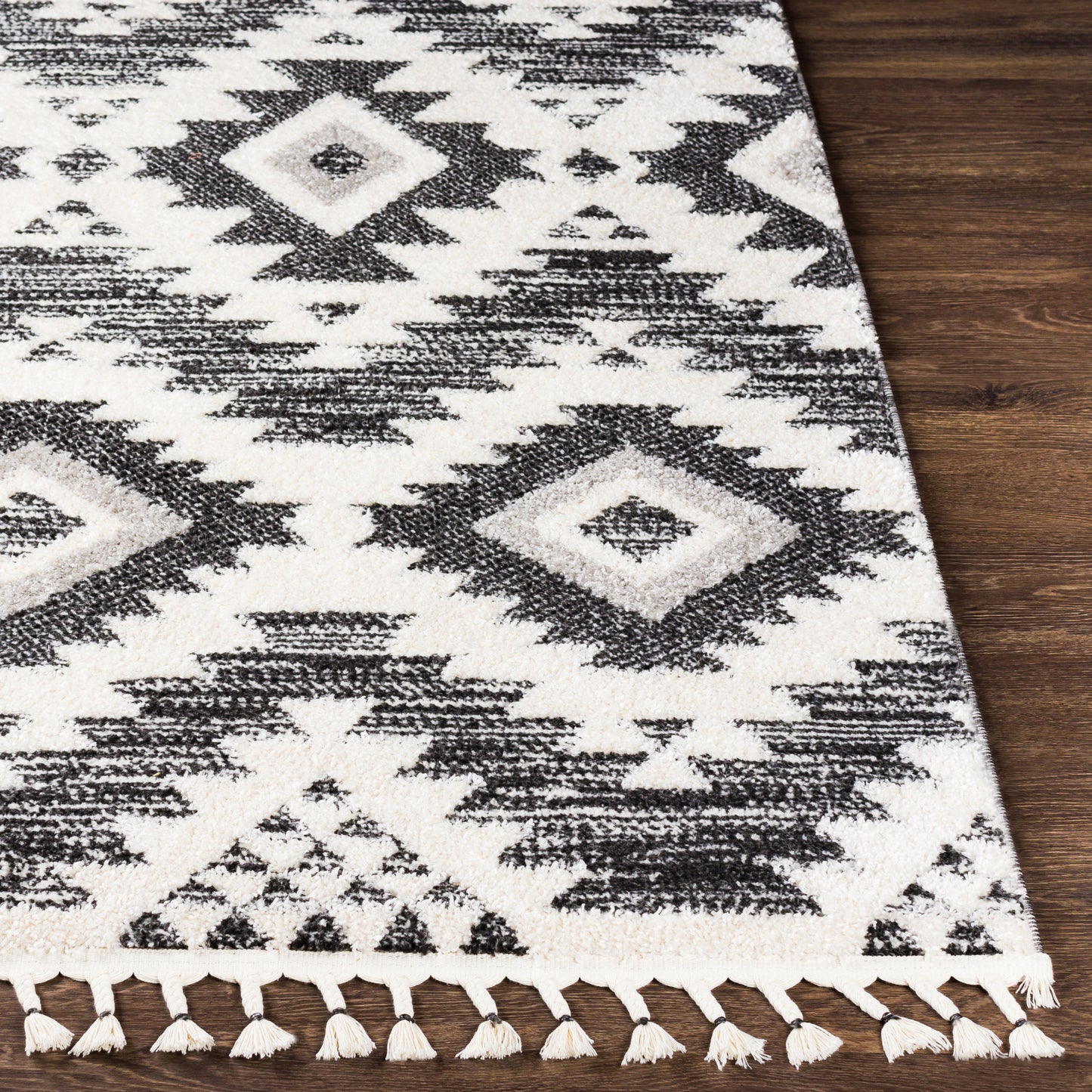Valencia Machine Woven Rug Livabliss Valencia