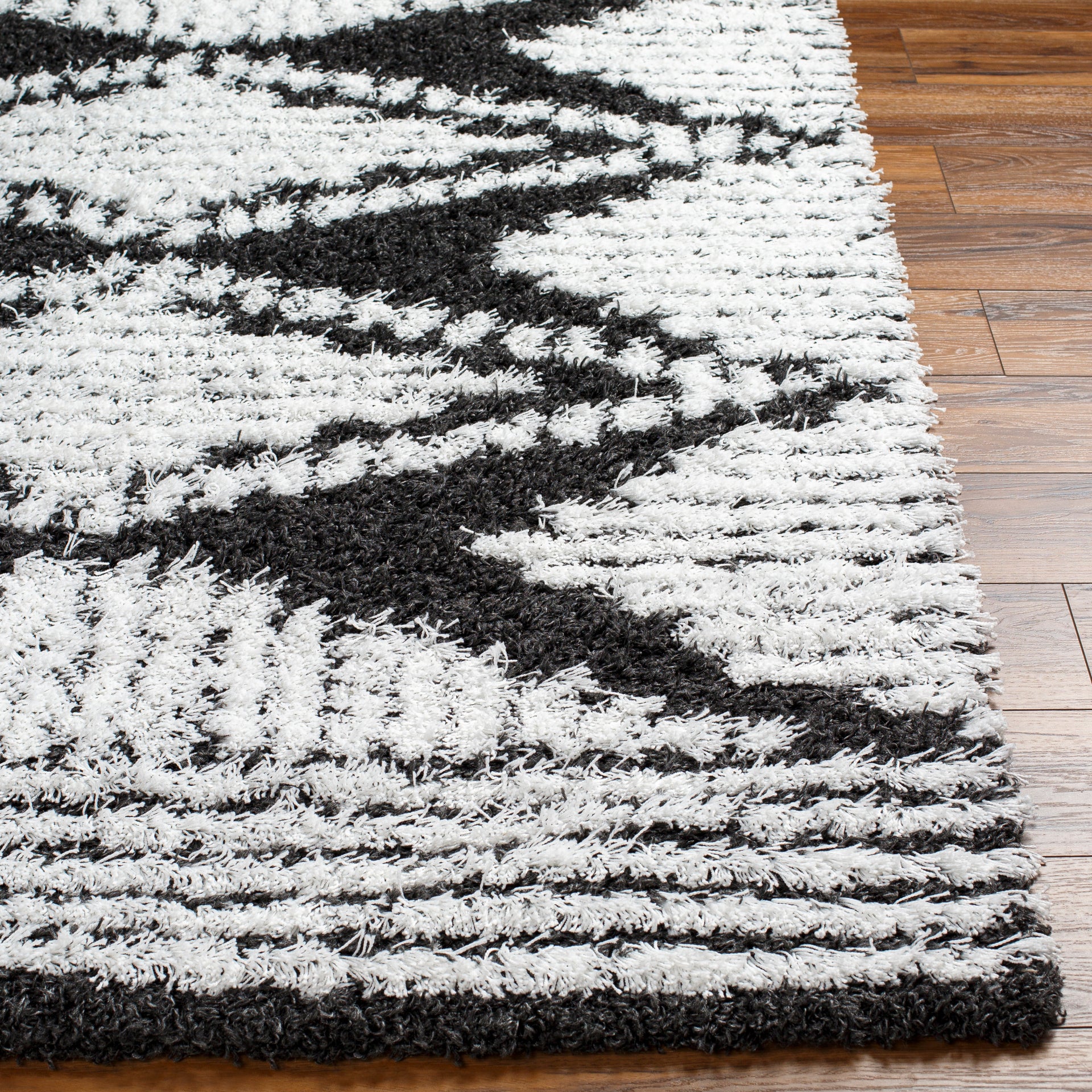 Urban Shag Machine Woven Rug Livabliss Urban Shag