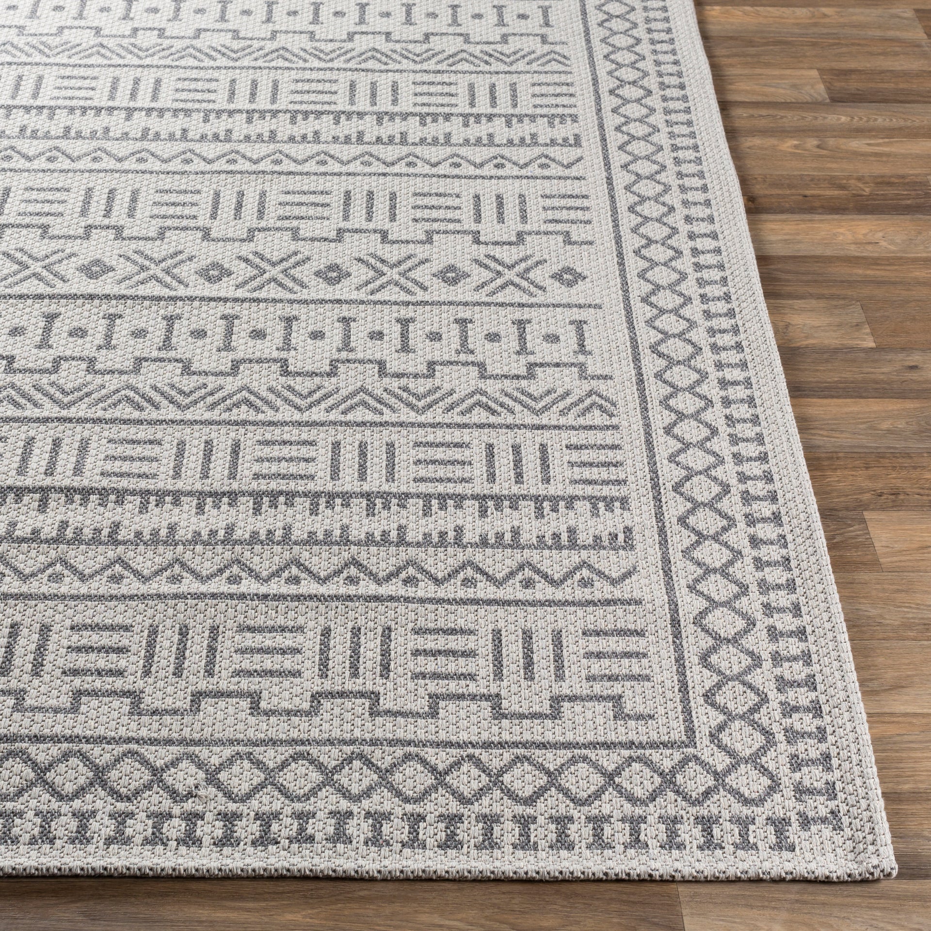 La Casa Machine Woven Rug Livabliss La Casa