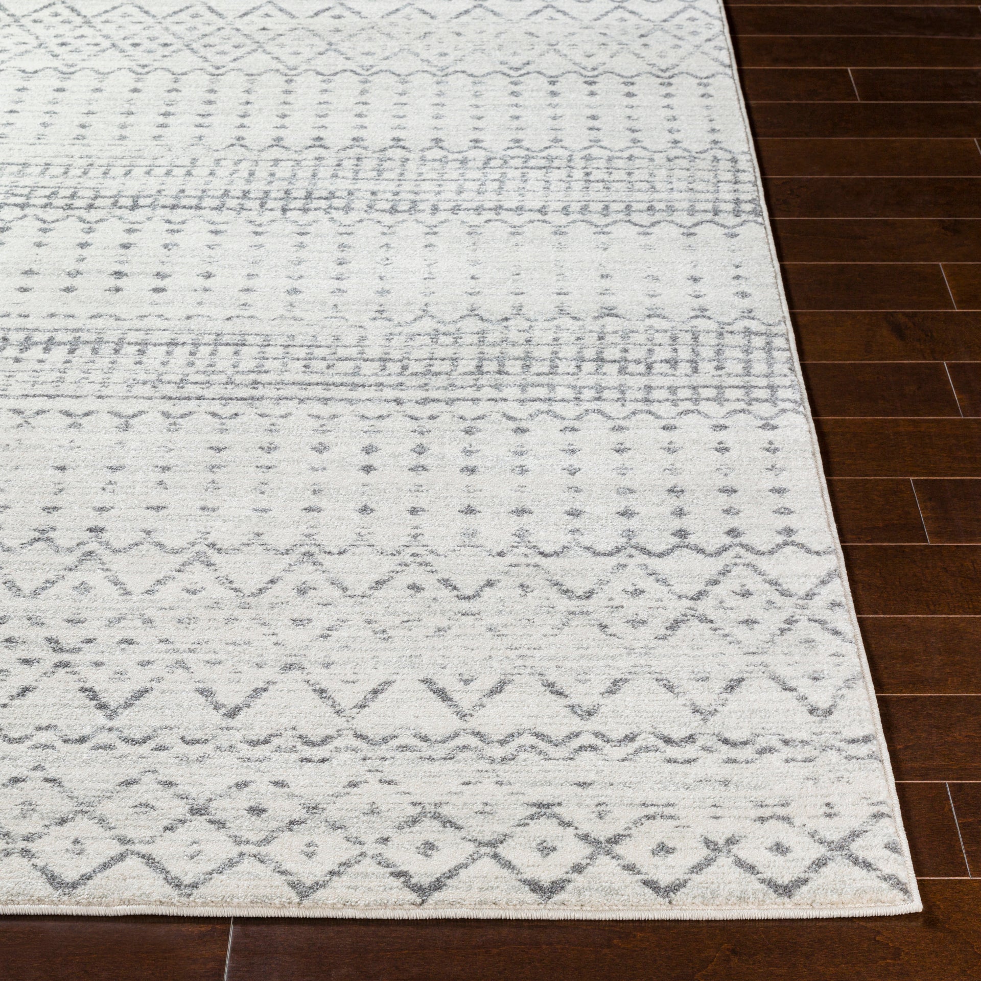 Harput Machine Woven Rug Livabliss Harput