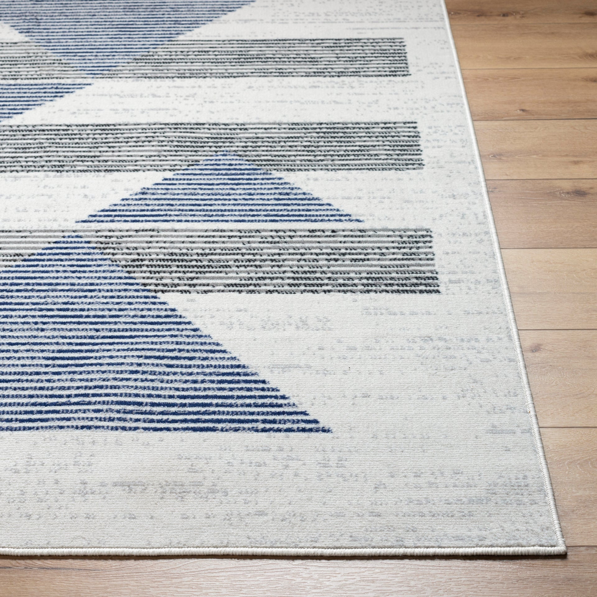Pisa Machine Woven Rug Livabliss Pisa