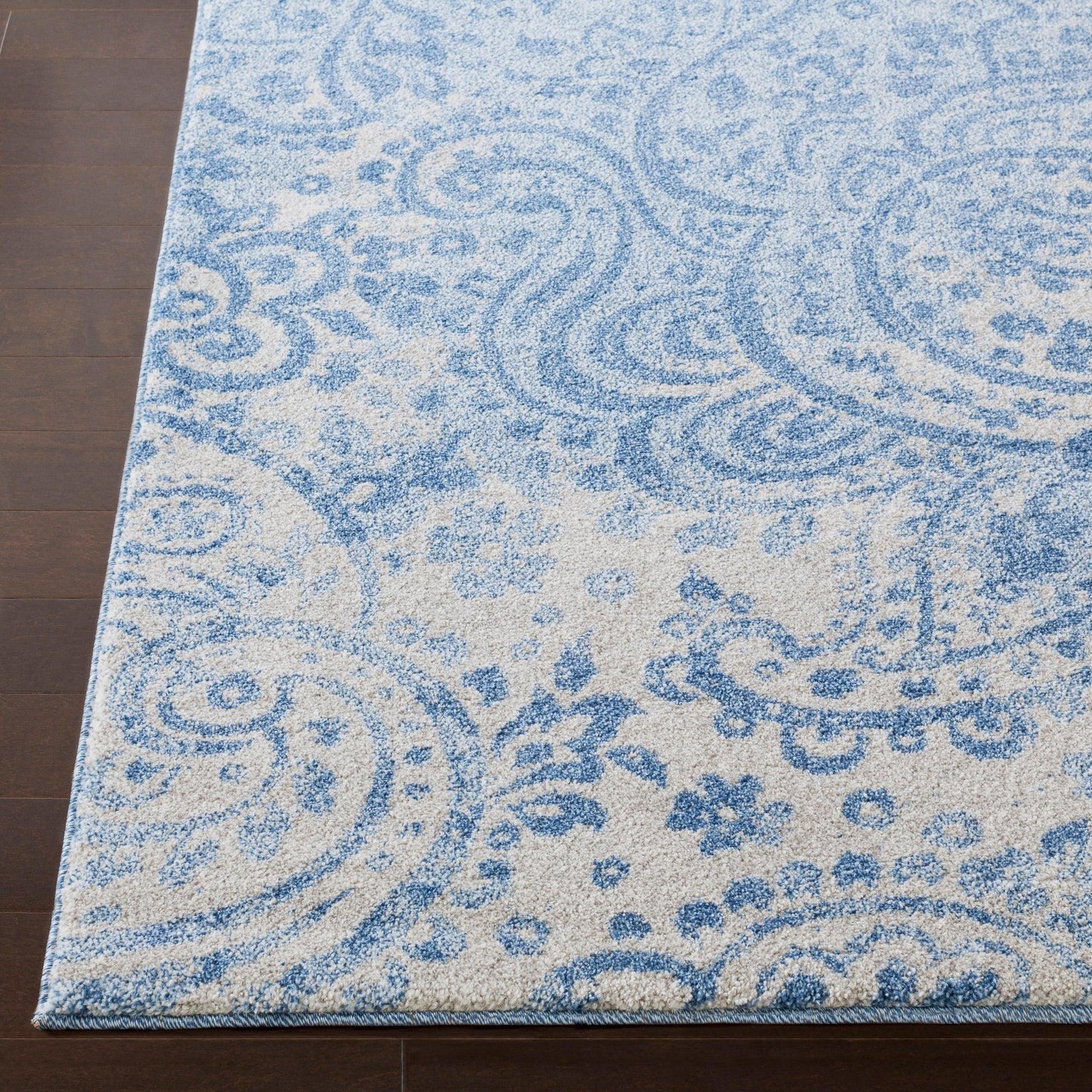 Baylee Machine Woven Rug Livabliss Baylee